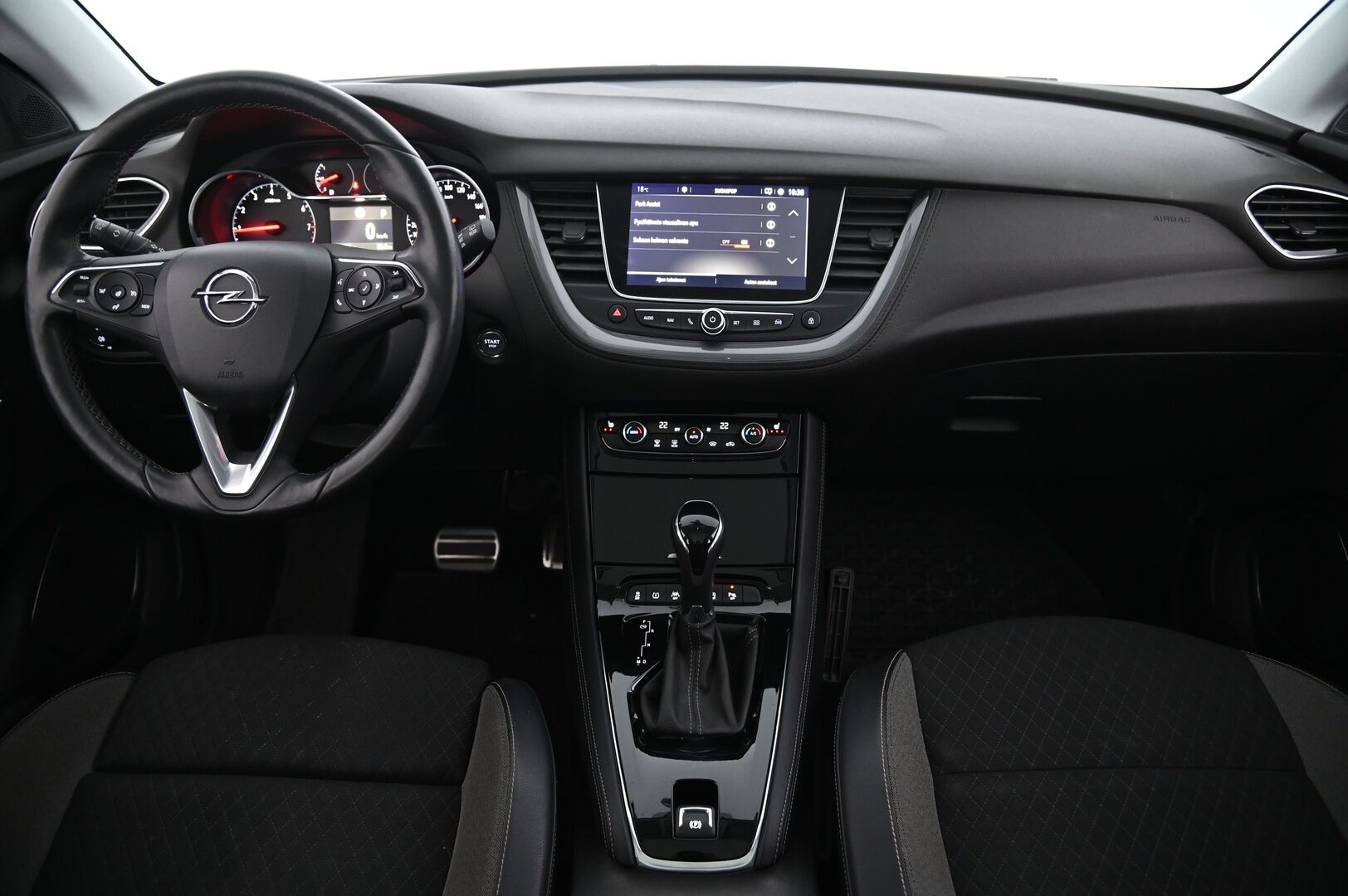 Opel Grandland X 2018 Innovation 1,2 Turbo Start/Stop 96 kW AT6 *ACC / Panorama / 360 kamera / Lohko / Suomi-auto / Jakopää juuri tehty!* - *Juuri saapunut / 2x Renkaat*