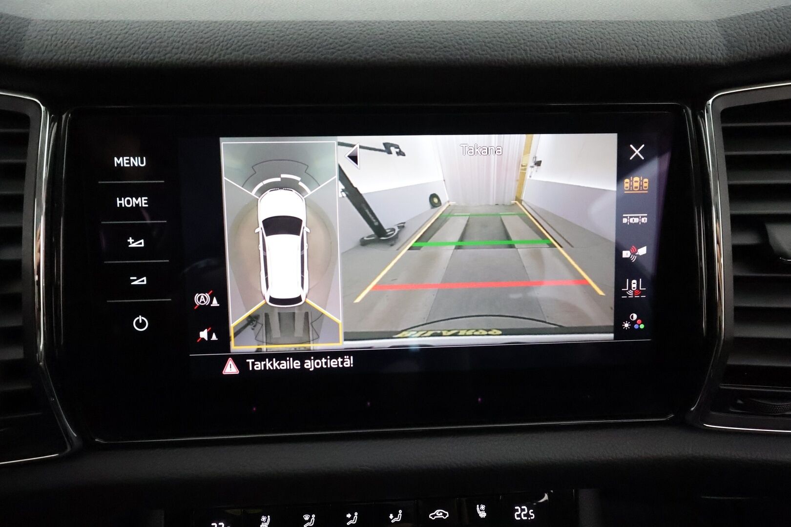 Skoda Kodiaq 2018 2,0TDI 190 4x4 Exclusive**Panorama / 360° Kamera / Ilmastoidut Muistinahat / Adapt.Vakkari / Webasto / Koukku / Canton** - Navi / Kaistavahti / 3-Alueinen / KeylessGO / 2x Renkaat