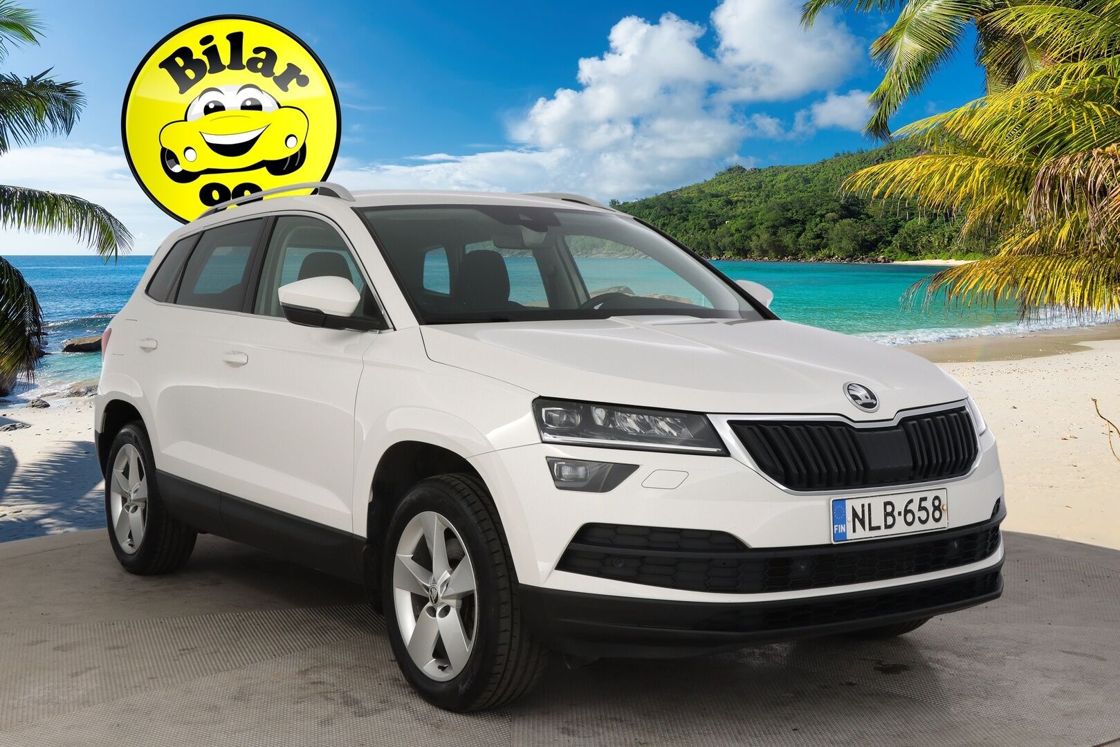 Skoda Karoq 2018 2,0 TDI 150 4x4 Style DSG Autom. *Webasto / ACC / Navi / Koukku / Jakopää tehty!* - *BLIS / Lane Assist / Smartlink / Lämpölasi / 2x Alumiinivanteet hyvillä renkailla*