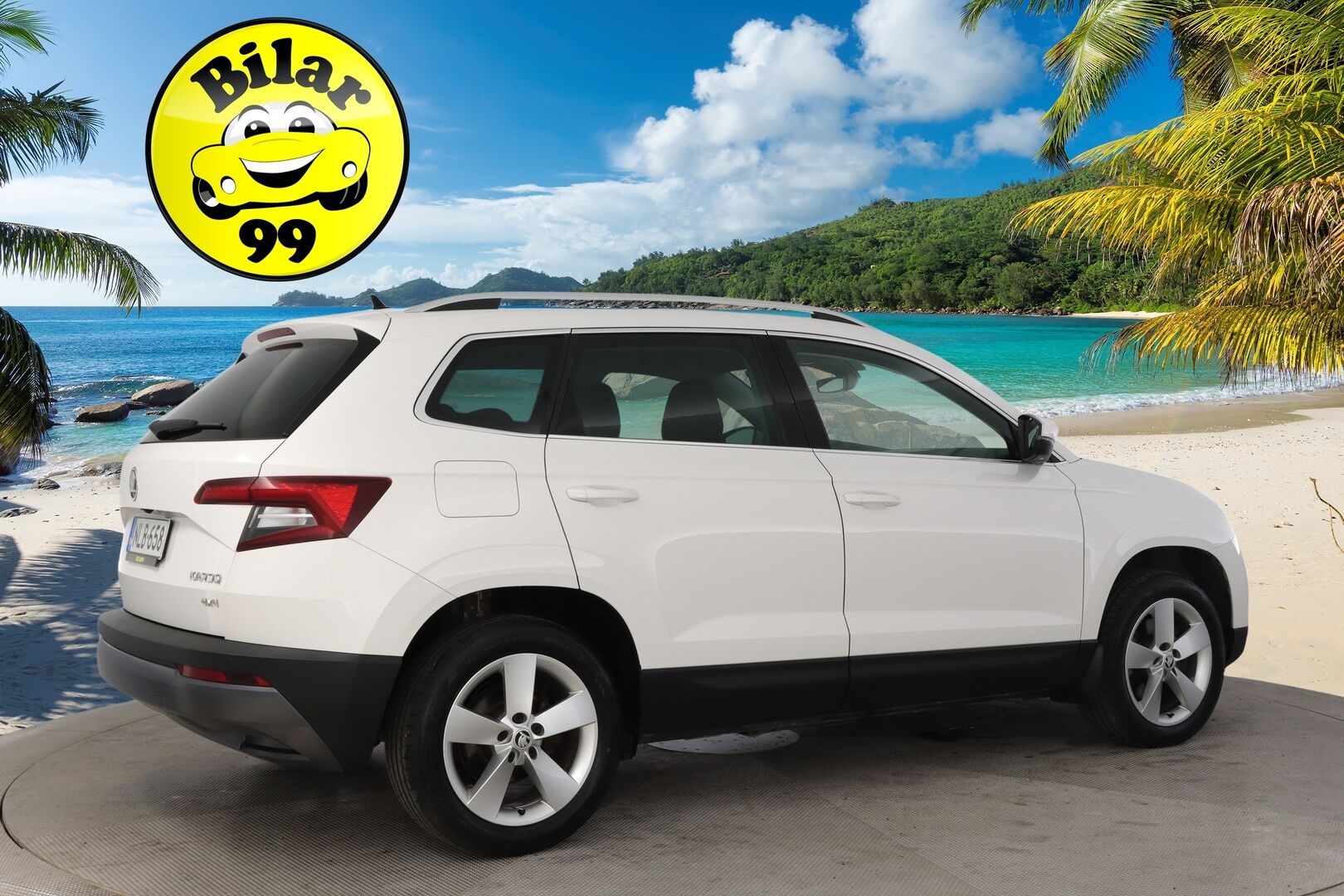 Skoda Karoq 2018 2,0 TDI 150 4x4 Style DSG Autom. *Webasto / ACC / Navi / Koukku / Jakopää tehty!* - *BLIS / Lane Assist / Smartlink / Lämpölasi / 2x Alumiinivanteet hyvillä renkailla*