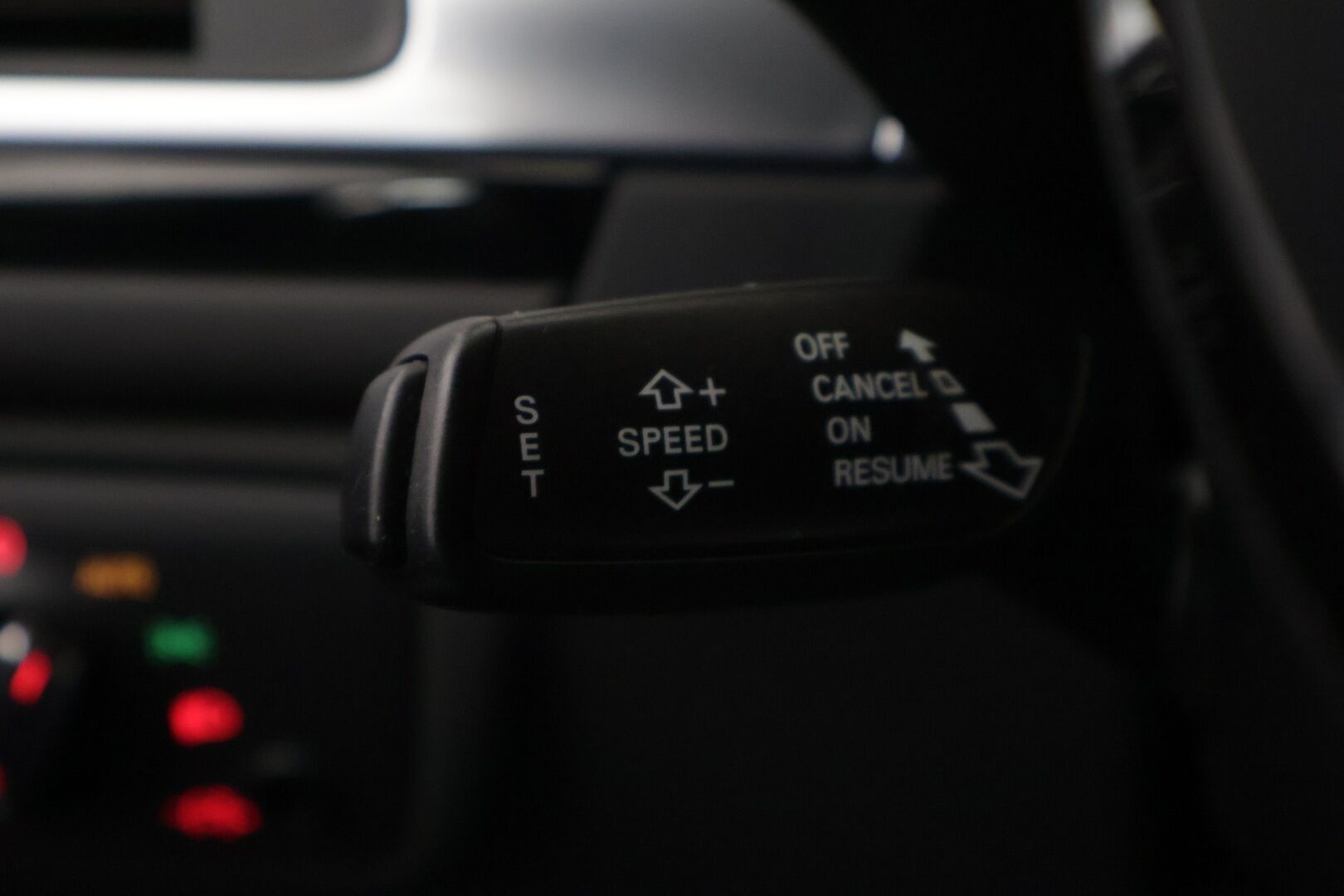 Audi A6 2014 Avant 3,0 V6 TDI 150 kW Edition S tronic Start-Stop - ** Nahka-alcantara / Muistipenkki / Bluetooth / Navi **