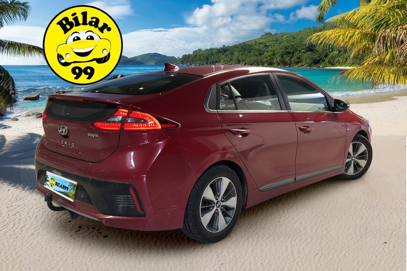 Hyundai IONIQ plug-in 2018 DCT Style - Suomiauto | SoH 94,4%! | Koukku | Infinity | ACC | Peruutuskamera | Nahkasisusta | KeylessGo | LED | Muistipenkki | SUPERVARUSTEET!