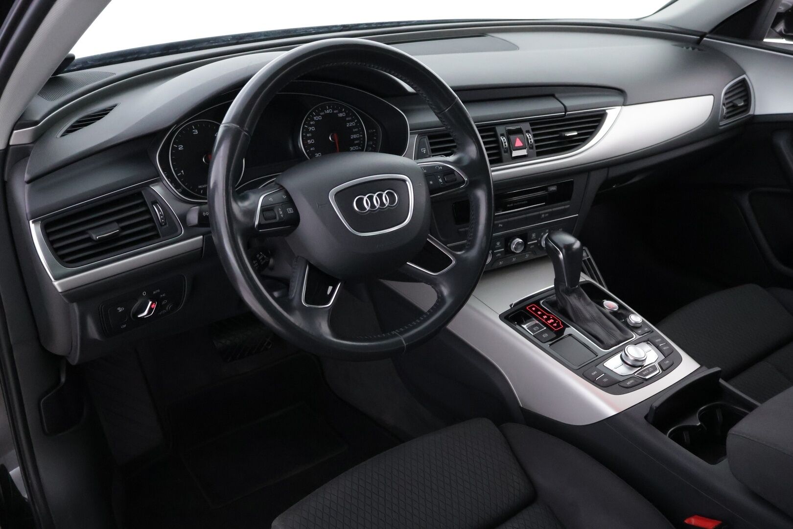 Audi A6 2018 Sedan Business 2,0 TDI 110 kW ultra S tronic - Suomiauto | Lohko&Sisä | Vakkari | Sporttipenkit | P.Tutkat