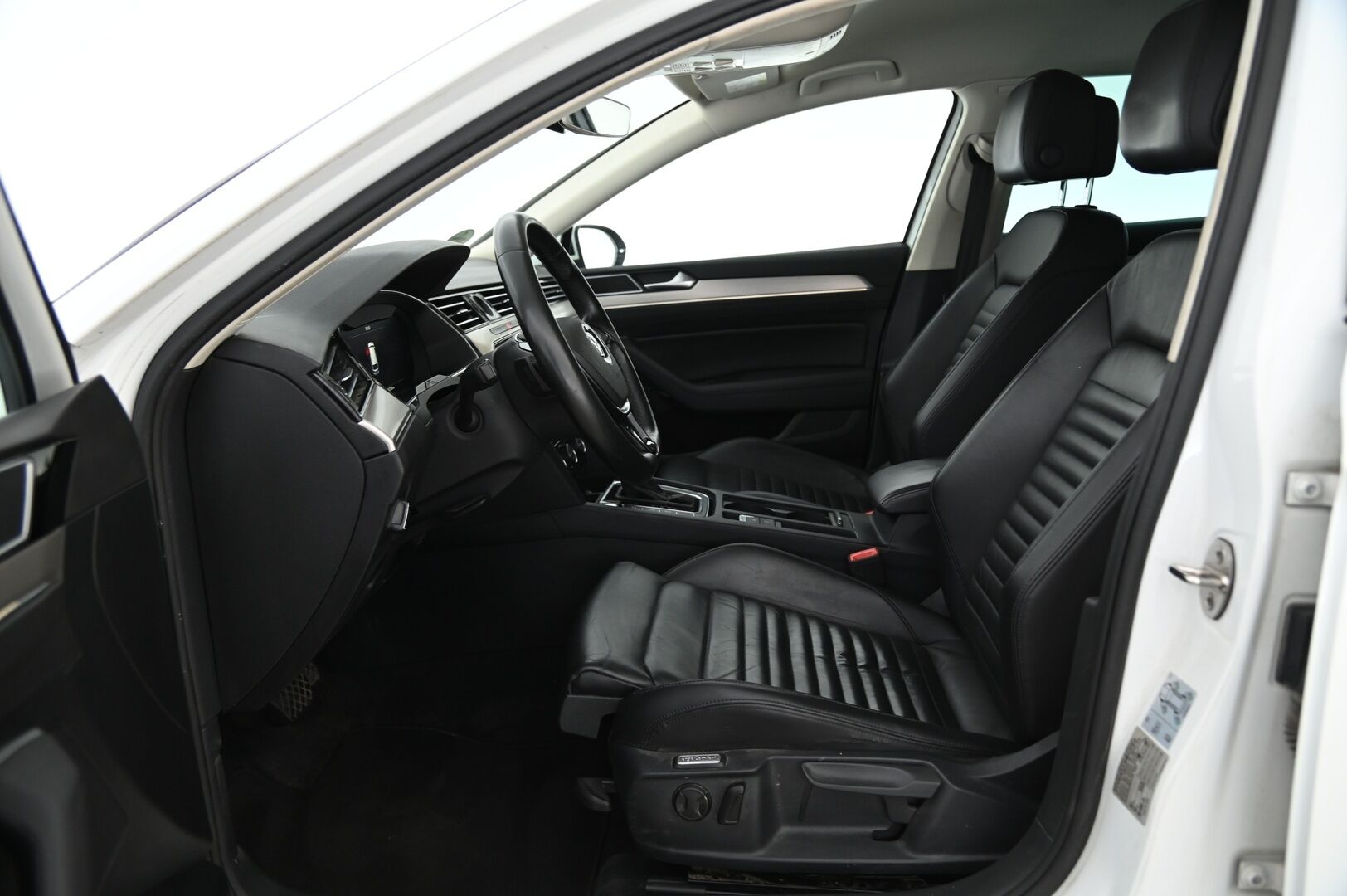 Volkswagen Passat 2015 Variant Comfortline 2,0 TDI 4Motion *Myydään Huutokaupat.com*