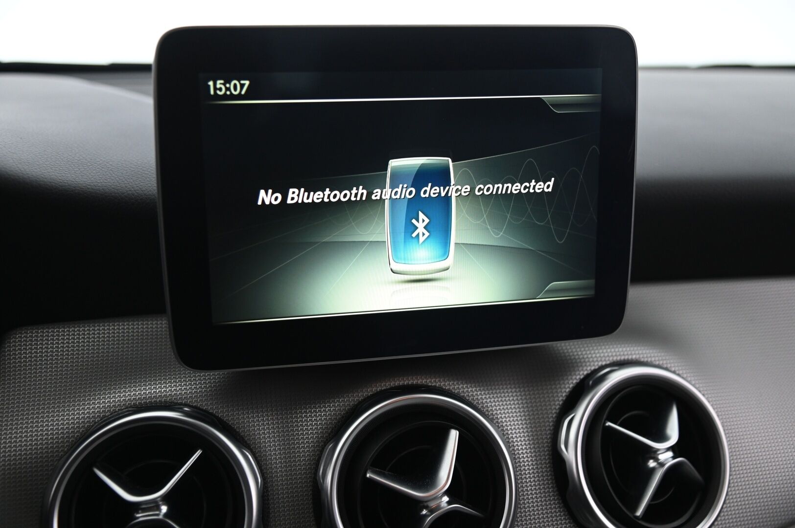 Mercedes-Benz GLA 2018 GLA 180 Farmari (AC) 5ov 1595cm3 A *Facelift / Sporttipenkit / P*kamera / Koukku / Led* - *2x Renkaat vanteineen / Juuri saapunut!* - HULLUT AVAJAISHULINAT KORKOTARJOUS 3,29 %