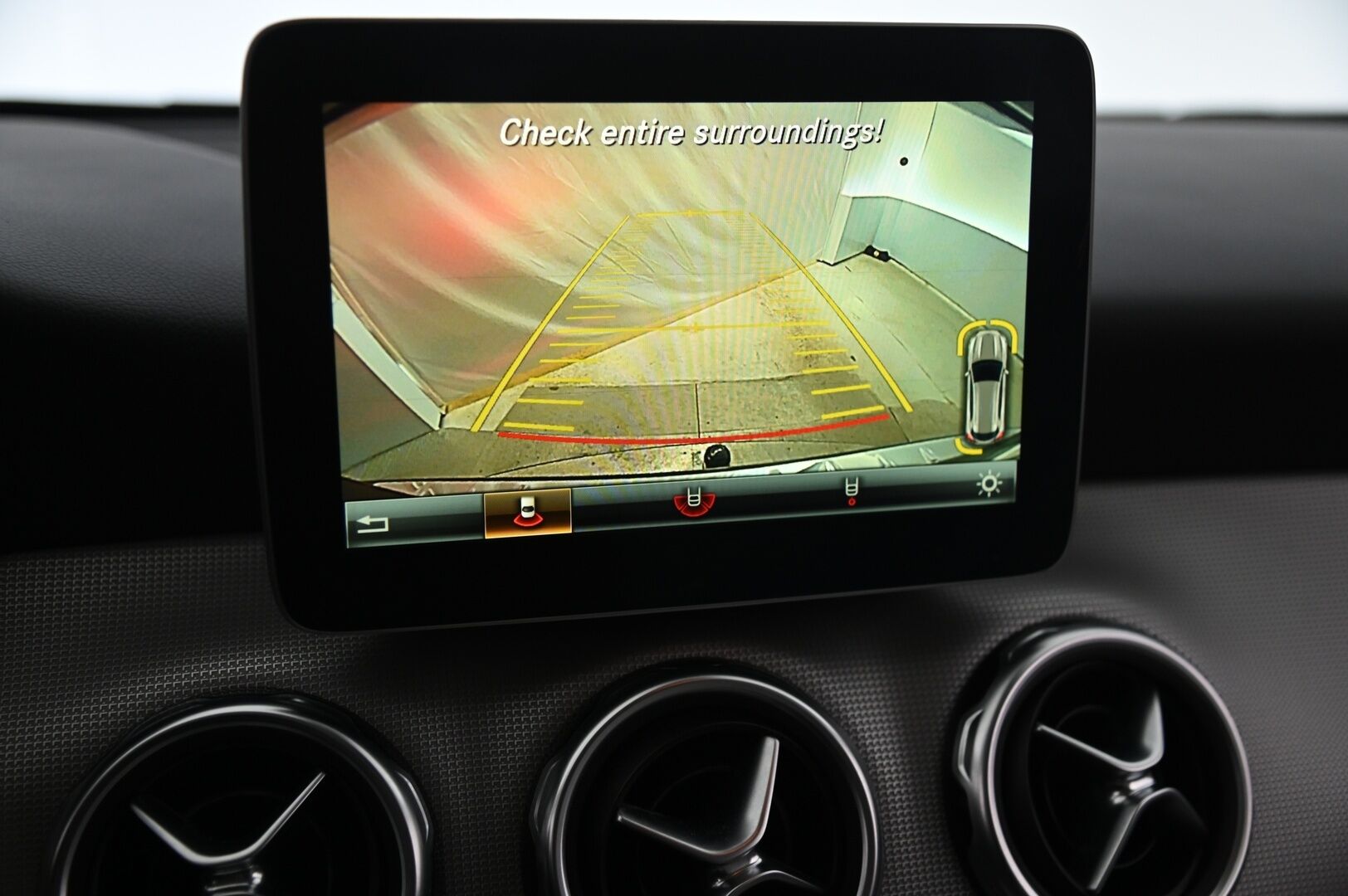 Mercedes-Benz GLA 2018 GLA 180 Farmari (AC) 5ov 1595cm3 A *Facelift / Sporttipenkit / P*kamera / Koukku / Led* - *2x Renkaat vanteineen / Juuri saapunut!* - HULLUT AVAJAISHULINAT KORKOTARJOUS 3,29 %