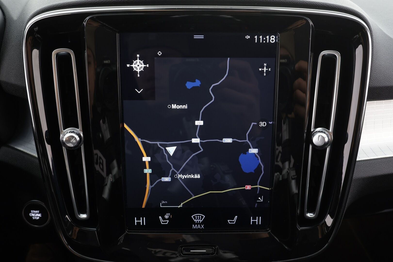 Volvo XC40 2019 D3 Business aut * ACC / P.tutkat / Webasto / Navi / LED / H&K / Koukku / Puolinahat / KeylessGo * - Suomi-auto / Kahdet renkaat aluvanteilla