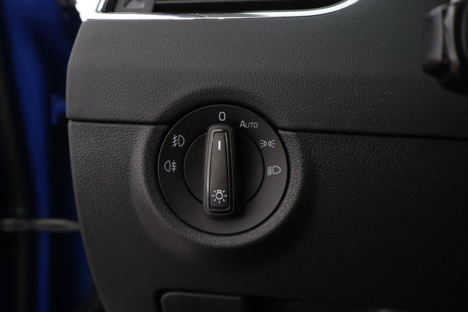 Skoda Octavia 2019 Skoda Octavia Combi 1,6 TDI Ambition *Webasto / P.Tutkat / Vakkari / LED / Apple carplay / Android auto * - *Suomi-Auto / Jakopää vaihdettu 114tkm / Asiallisilla varusteilla! * - HULLUT JOULUT KORKOTARJOUS 2,49% 