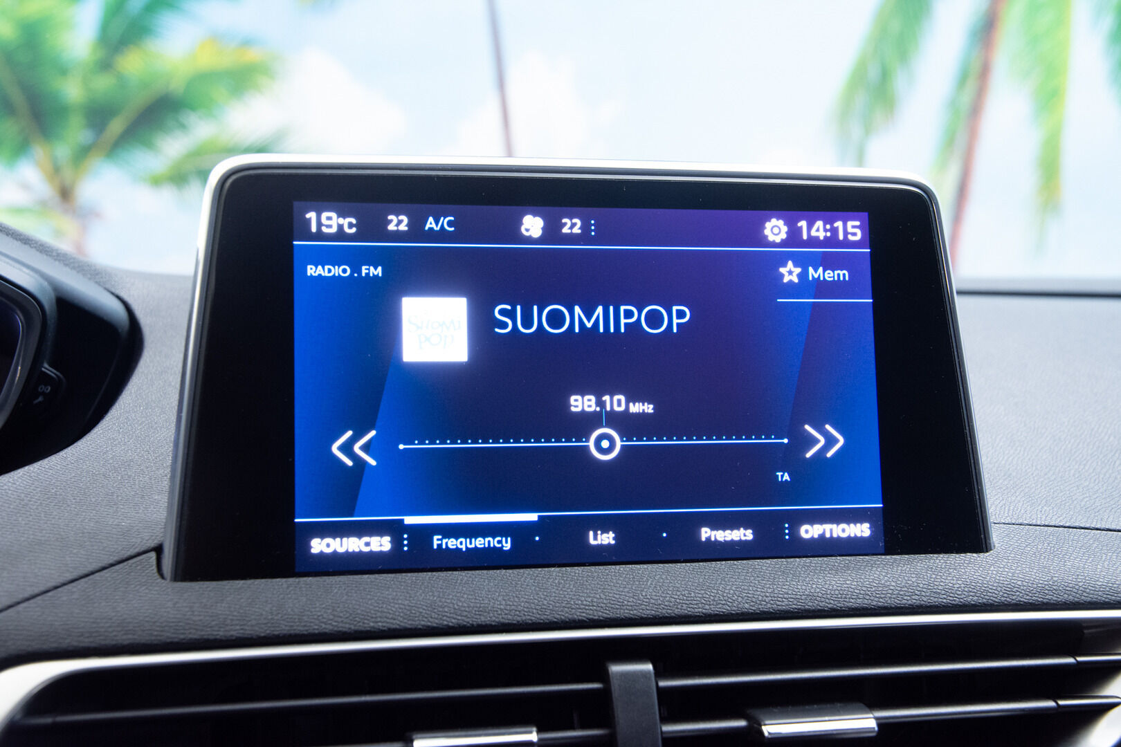 Peugeot 5008 2019 Allure PureTech 130 EAT8-automaatti *Kamera / BLIS / Kaistavahti / Sähköluukku / Ambient*
