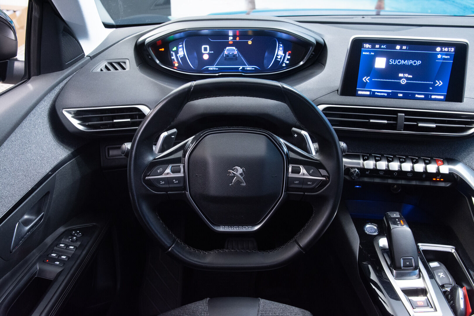Peugeot 5008 2019 Allure PureTech 130 EAT8-automaatti *Kamera / BLIS / Kaistavahti / Sähköluukku / Ambient*