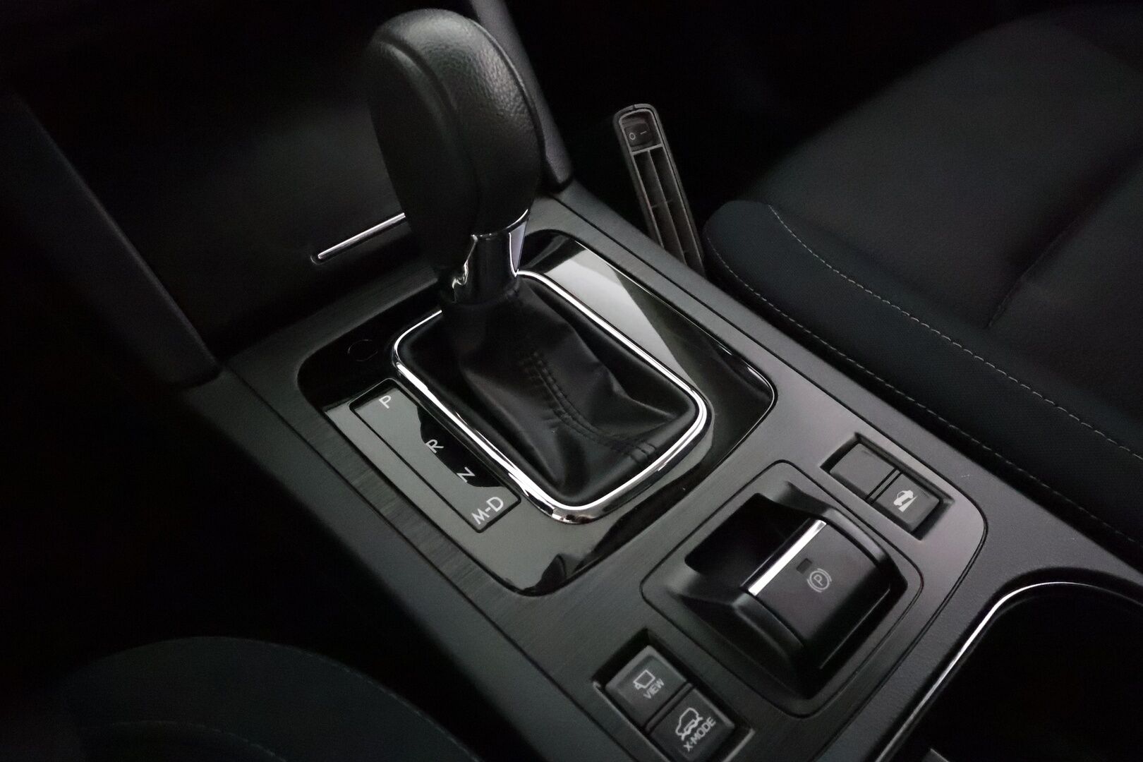 Subaru Outback 2018 2,5i Active CVT Winter **Adapt.Vakkari / LED-valot / P.Kamera / Sisätilanlämmitin / Koukku / Kaistavahti / Keyless** - Suomi-auto / Kahdet Renkaat