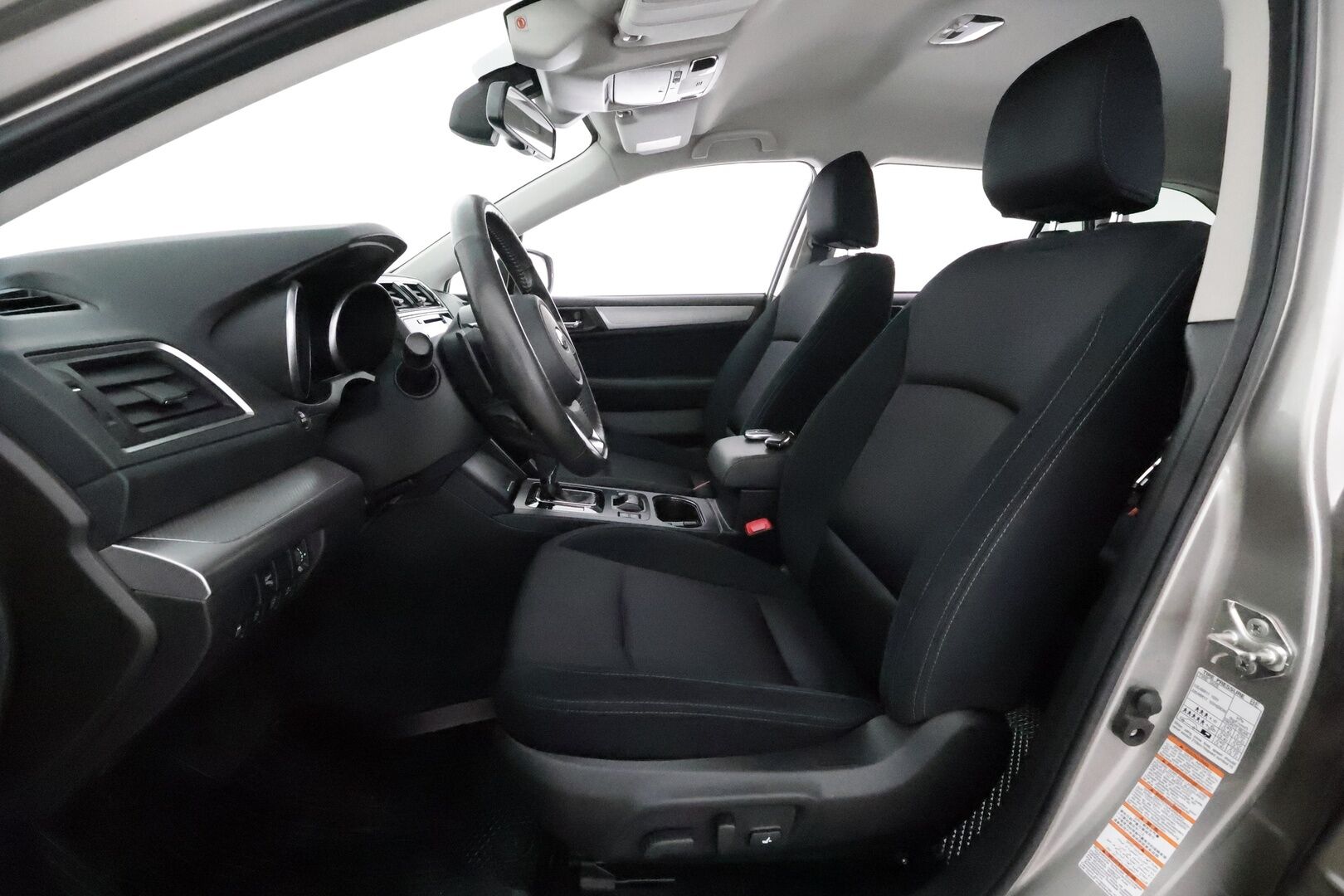 Subaru Outback 2018 2,5i Active CVT Winter **Adapt.Vakkari / LED-valot / P.Kamera / Sisätilanlämmitin / Koukku / Kaistavahti / Keyless** - 3,99% KORKOTARJOUS TÄHÄN AUTOON 21.9. ASTI - Suomi-auto / Kahdet Renkaat