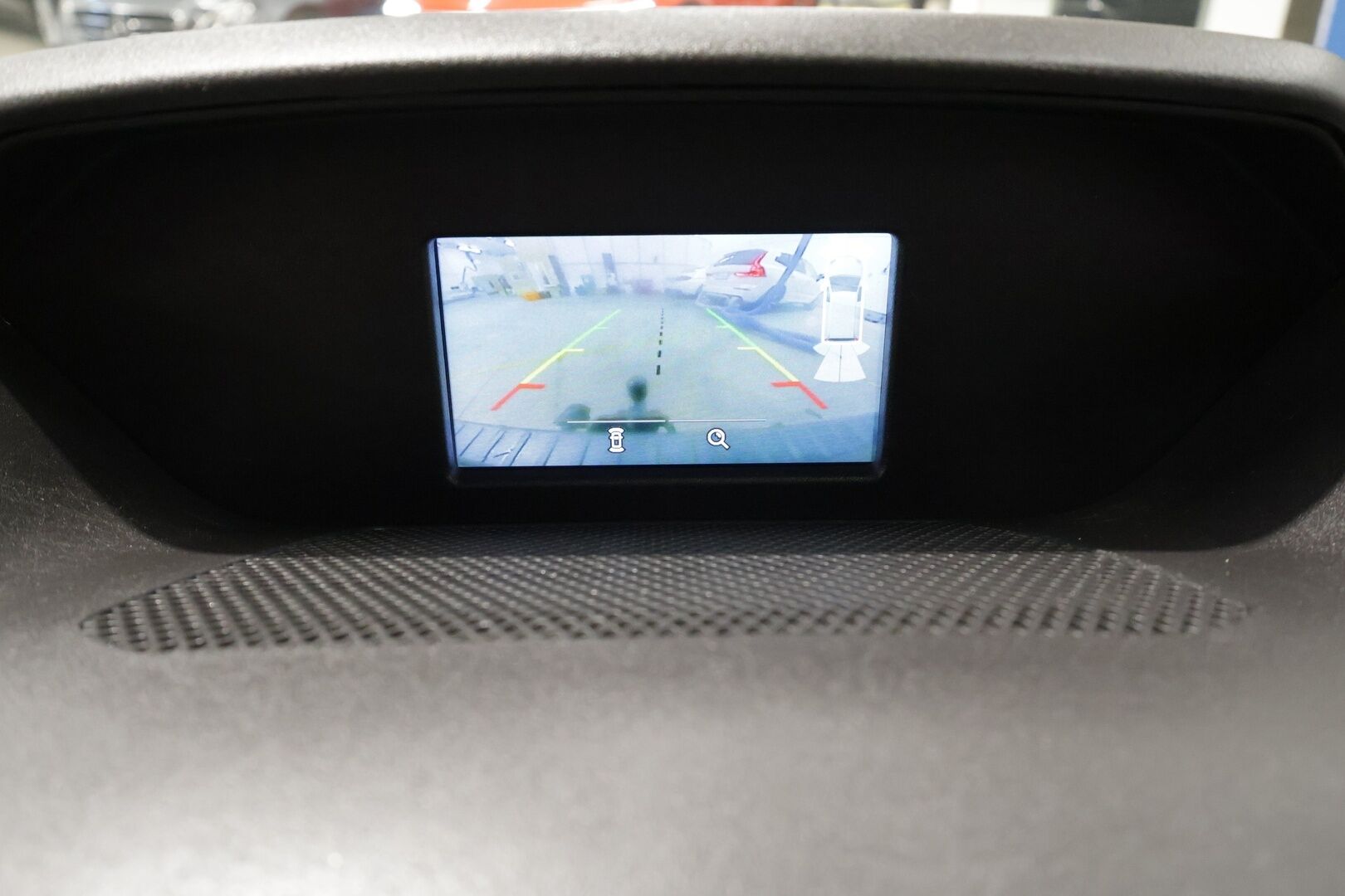 Ford Transit 2019 Van 350 2,0 TDCi 170 hv A6 Etuveto Trend L3H2 * Vakkari / Koukku / webasto / P.Kamera * - ALV-vähennyskelpoinen / Kahdet Renkaat / Suomi-auto 