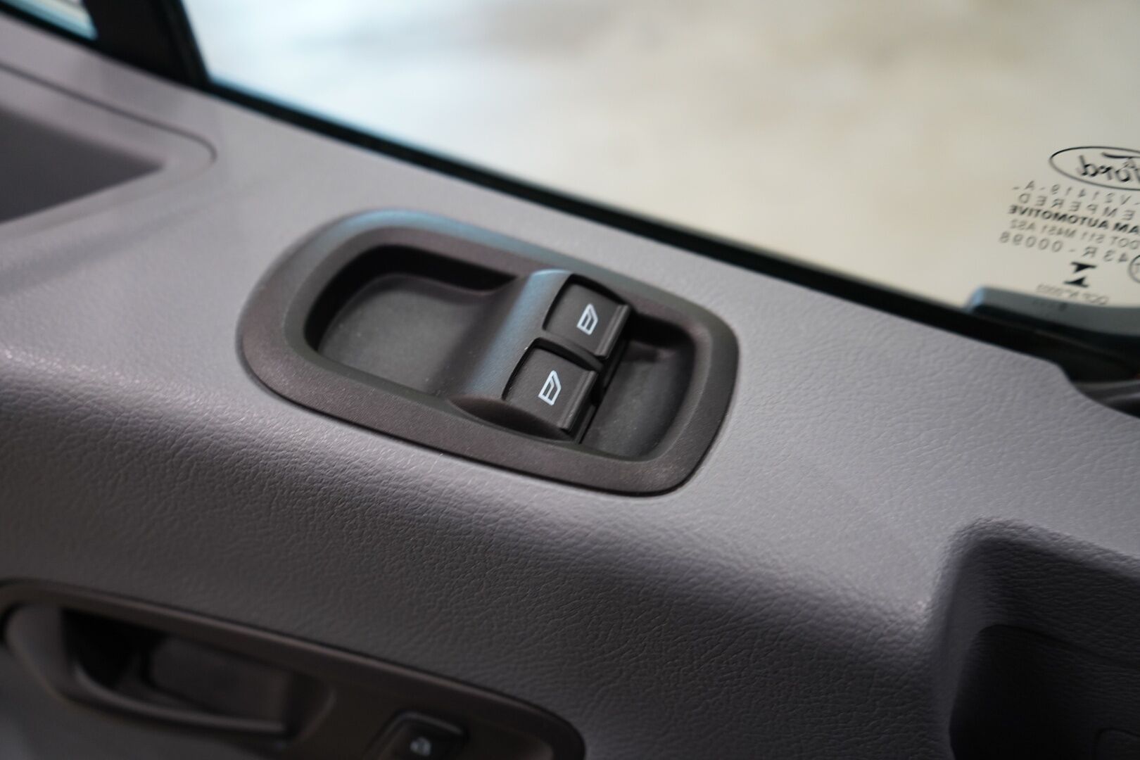 Ford Transit 2019 Van 350 2,0 TDCi 170 hv A6 Etuveto Trend L3H2 - Koukku | Webasto | Kamera | ALV | Suomi-auto | Kahdet renkaat