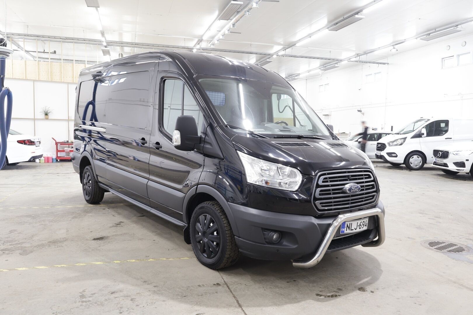 Ford Transit 2019 Van 350 2,0 TDCi 170 hv A6 Etuveto Trend L3H2 * Vakkari / Koukku / webasto / P.Kamera * - ALV-vähennyskelpoinen / Kahdet Renkaat / Suomi-auto 