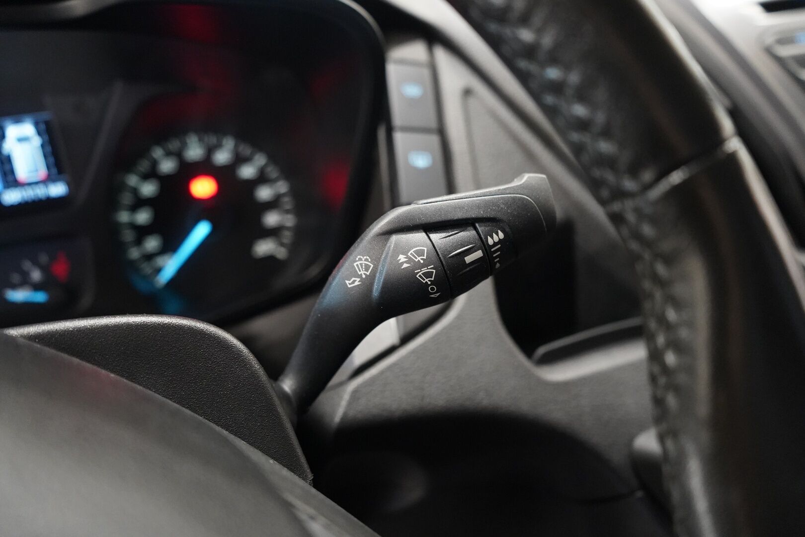Ford Transit 2019 Van 350 2,0 TDCi 170 hv A6 Etuveto Trend L3H2 - Koukku | Webasto | Kamera | ALV | Suomi-auto | Kahdet renkaat