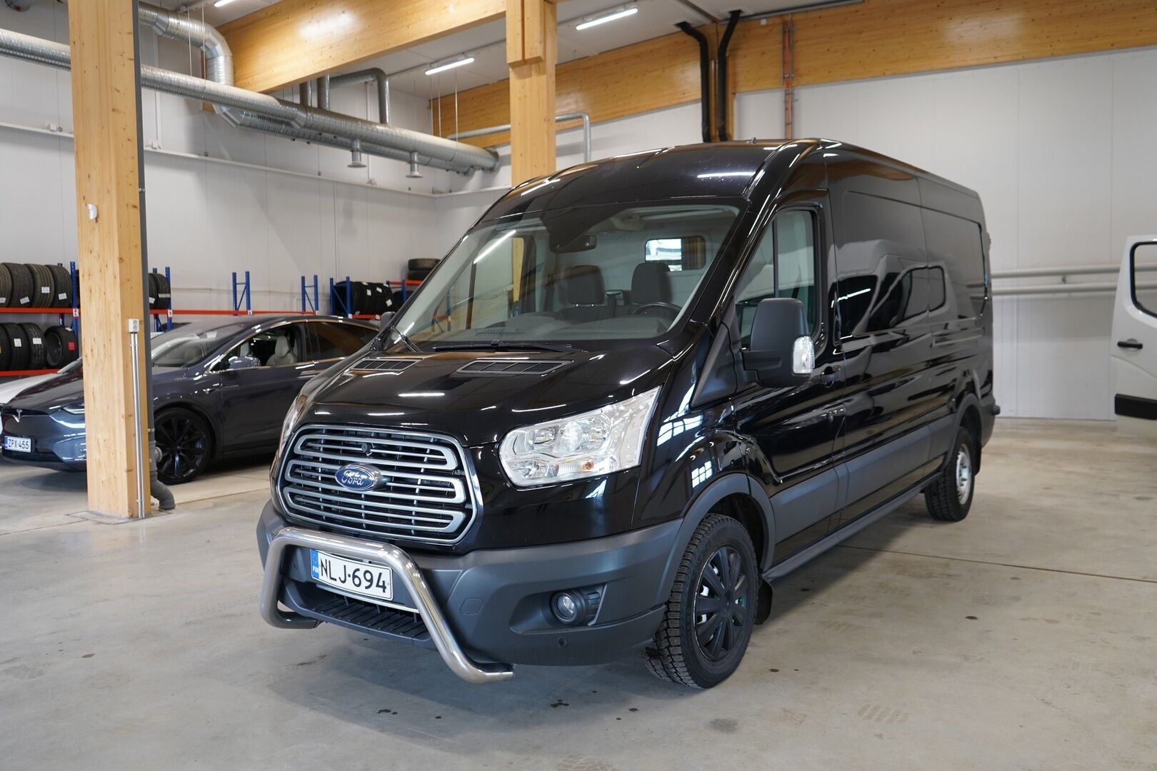 Ford Transit 2019 Van 350 2,0 TDCi 170 hv A6 Etuveto Trend L3H2 - Koukku | Webasto | Kamera | ALV | Suomi-auto | Kahdet renkaat