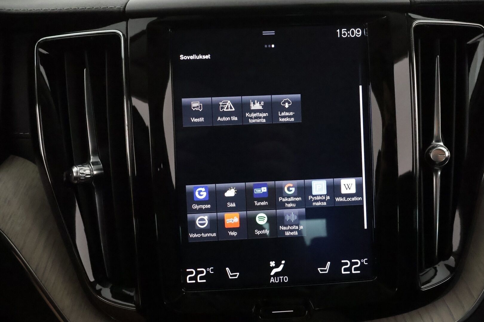 Volvo XC60 2019 D4 Business Inscription aut **Webasto / Adapt.Vakkari / Full-LED / P.kamera / Sporttipenkki Muistilla / Navi / Keyless** - 3,99 % KORKOTARJOUS TÄHÄN AUTOON - 1-om Suomi-auto / Kahdet Renkaat / Merkkihuollettu!