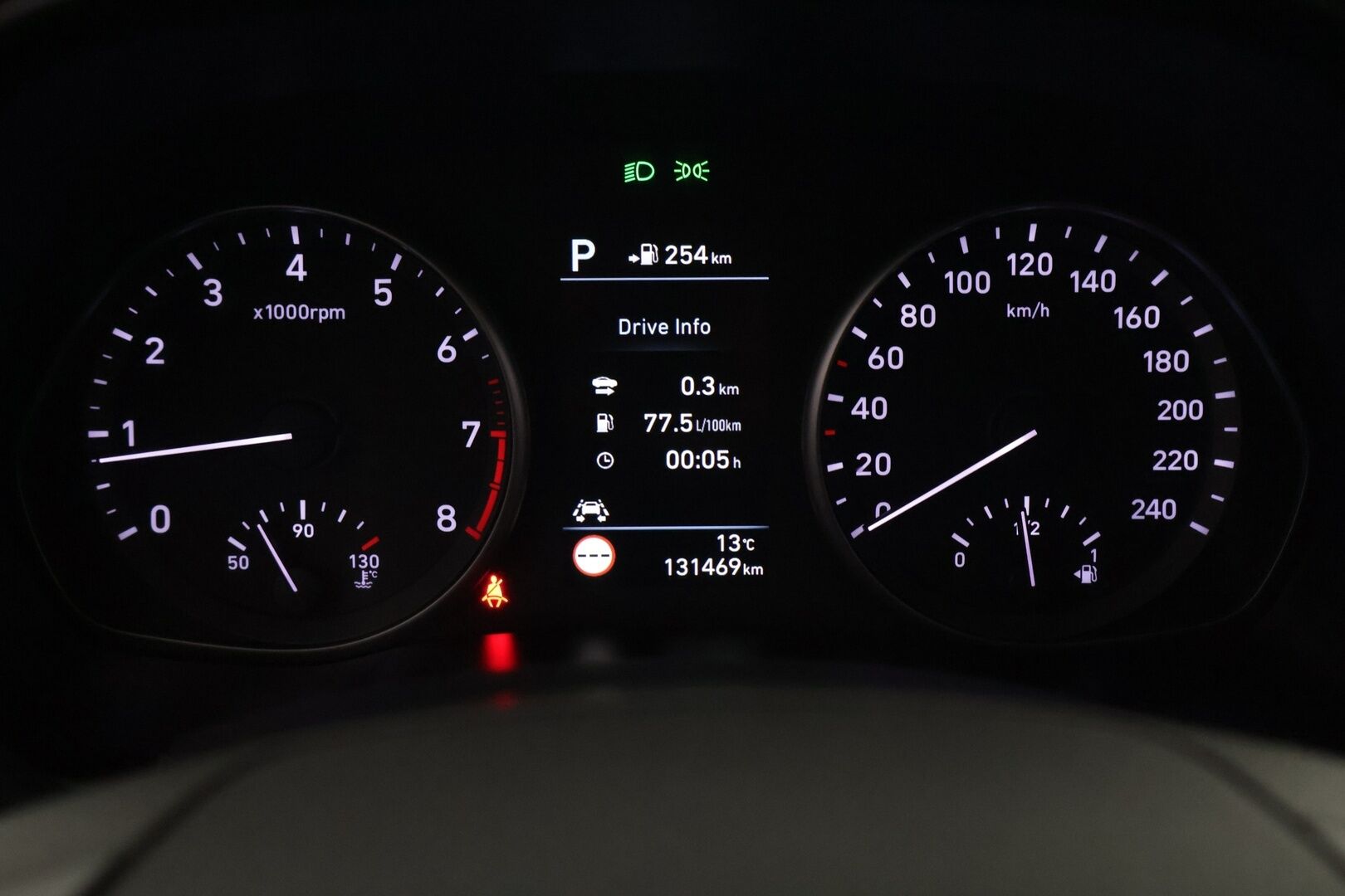 Hyundai i30 Fastback 2019 1,4 T-GDI 140 hv 7DCT-aut Style - | Kattoluukku | Webasto | ACC | Navi | Peruutuskamera | BLIS | Lane Assist | Keyless | Burgundy Nahkasisusta | Ilmastoidut etuistuimet | Sähköpenkki muistilla | Suomi-auto