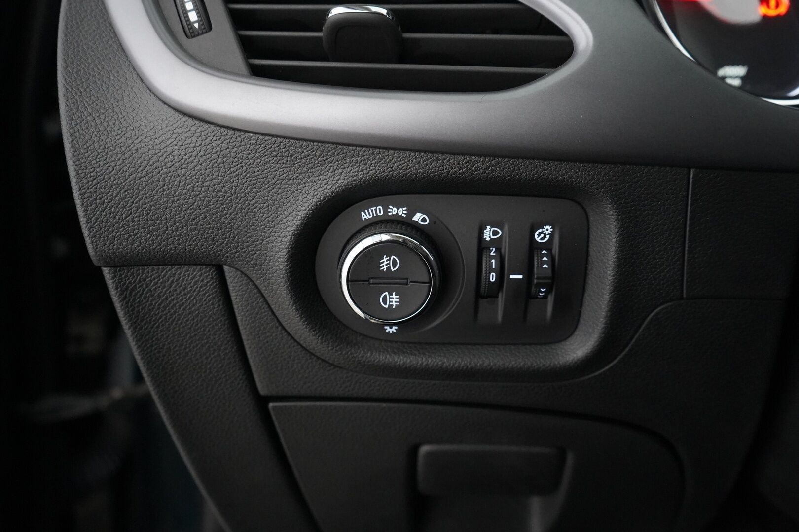 Opel Astra 2019 5-ov Enjoy 1,4 Turbo Start/Stop 110 kW AT6 - Tulossa myyntiin!