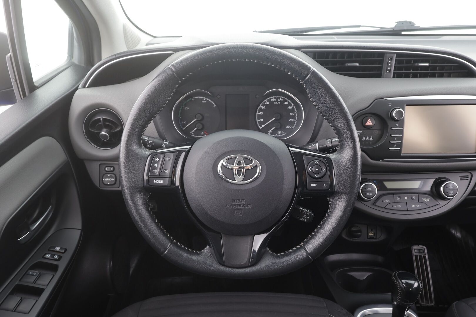 Toyota Yaris 2019 1,5 Hybrid Active 5ov - | Vakkari | Lohko | P.Kamera | Bluetooth | Suomi-auto | Merkkihuollettu |