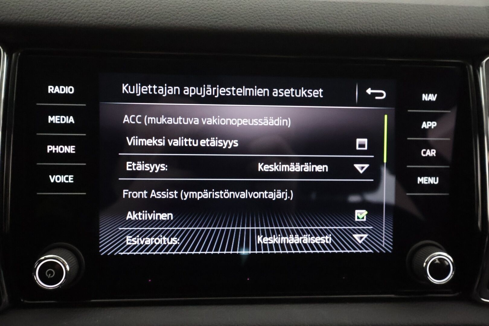 Skoda Kodiaq 2019 2,0 TDI 150 4x4 Style DSG Autom. - Webasto | Vetokoukku | Adapt.Vakkari | Muistipenkit | Keyless | Apple&Android | Peruutustutkat