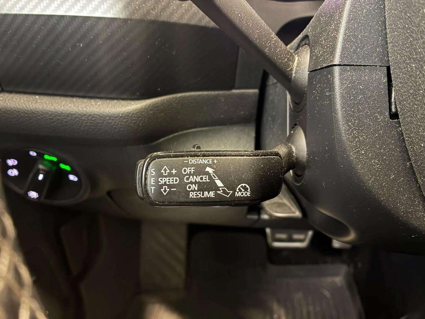 Skoda Kodiaq 2019 1,5 TSI ACT SportLine DSG Autom. -  | 7- Paikkainen | ACC | Webasto | Vetokoukku | Canton | 360 Kamera | Keyless | Sporttipenkit | Nahka/Alcantara | Ratinlämmitin | SmartLink | Muistipenkki | Suomi-auto | 2X Renkaat & Vanteet |