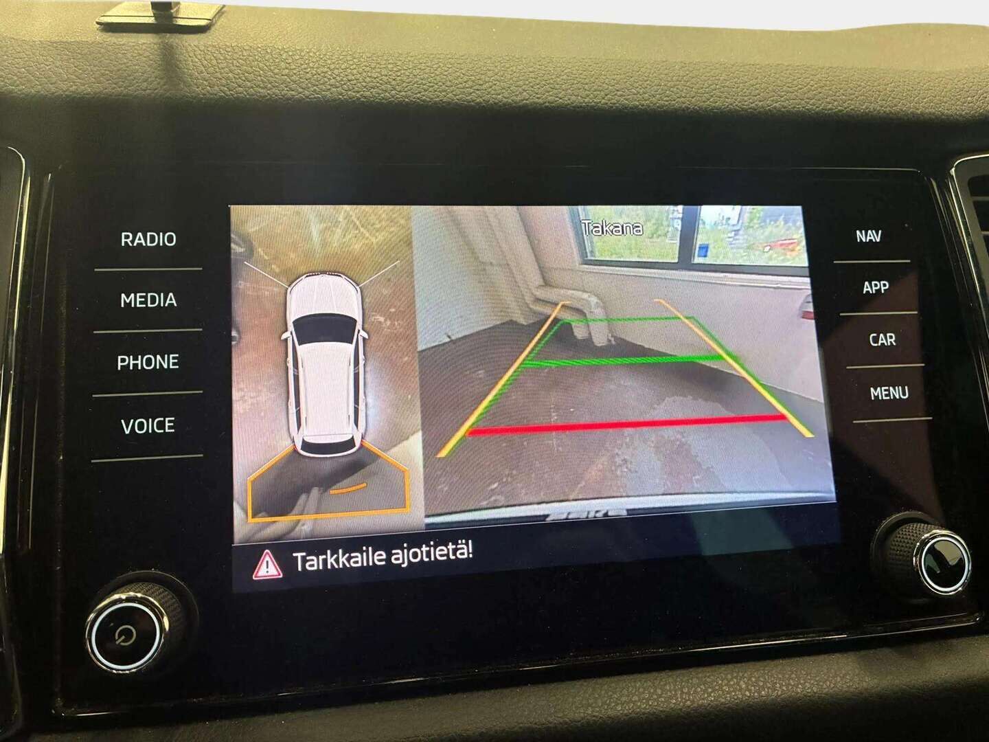 Skoda Kodiaq 2019 1,5 TSI ACT SportLine DSG Autom. -  | 7- Paikkainen | ACC | Webasto | Vetokoukku | Canton | 360 Kamera | Keyless | Sporttipenkit | Nahka/Alcantara | Ratinlämmitin | SmartLink | Muistipenkki | Suomi-auto | 2X Renkaat & Vanteet |