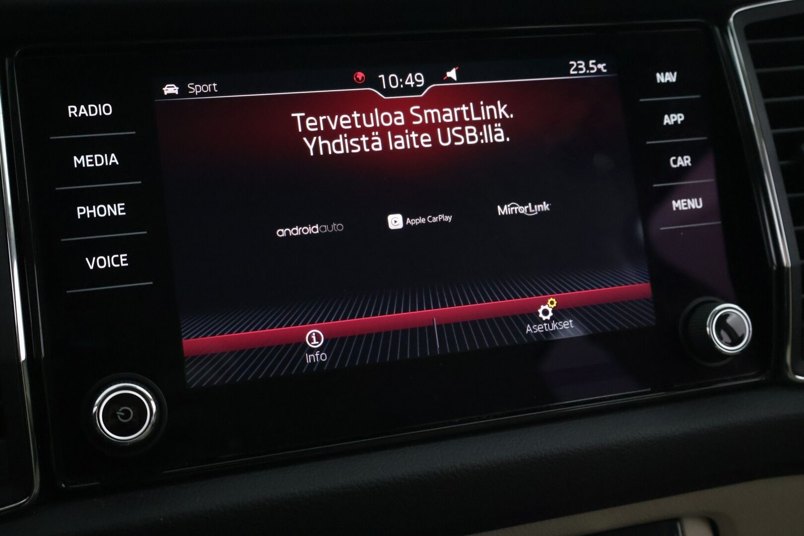 Skoda Kodiaq 2019 1,5 TSI ACT Style DSG Autom. 7-P - Suomi-auto | ACC | Canton | Muistipenkki | Koukku | Webasto | Jakohihna vaihdettu 03/2025