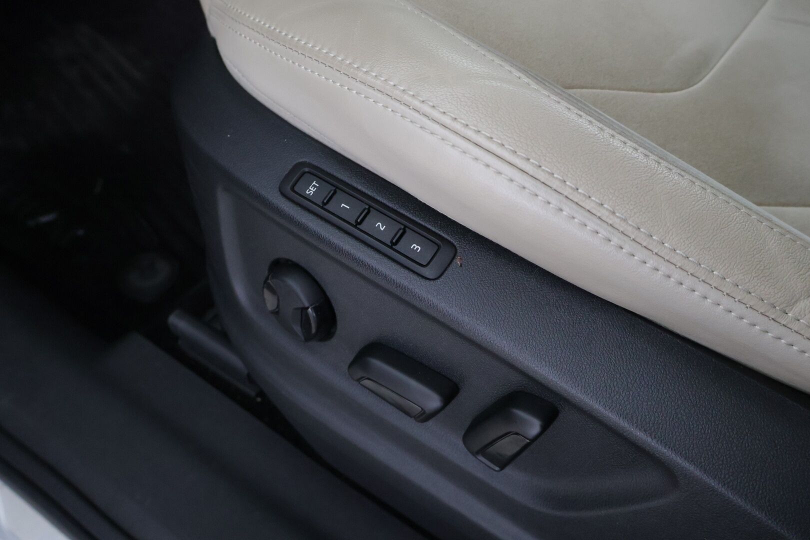 Skoda Kodiaq 2019 1,5 TSI ACT Style DSG Autom. 7-P - Suomi-auto | ACC | Canton | Muistipenkki | Koukku | Webasto | Jakohihna vaihdettu 03/2025