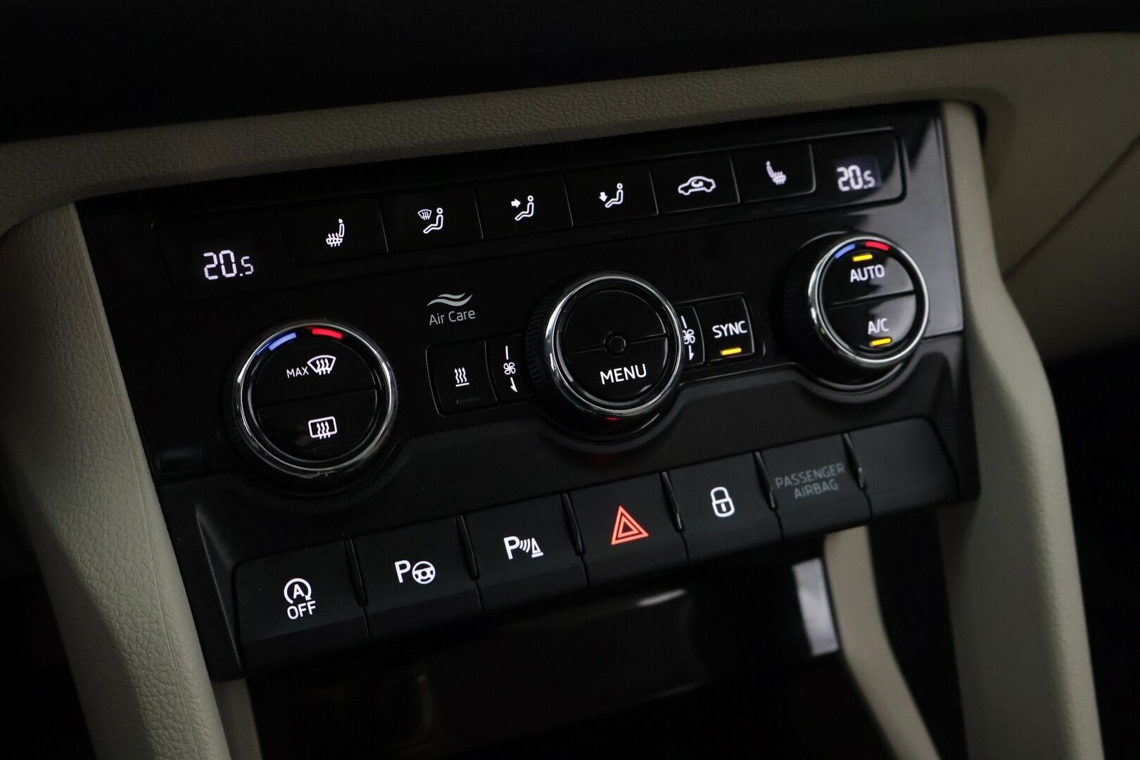 Skoda Kodiaq 2019 1,5 TSI ACT Style DSG Autom. 7-P - Suomi-auto | ACC | Canton | Muistipenkki | Koukku | Webasto | Jakohihna vaihdettu 03/2025