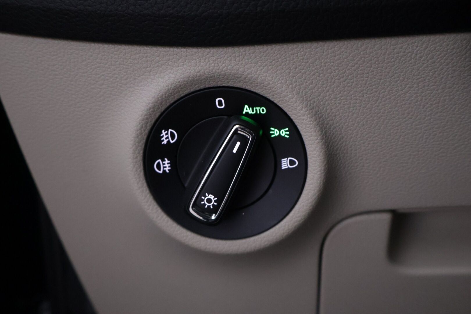 Skoda Kodiaq 2019 1,5 TSI ACT Style DSG Autom. 7-P - Suomi-auto | ACC | Canton | Muistipenkki | Koukku | Webasto | Jakohihna vaihdettu 03/2025