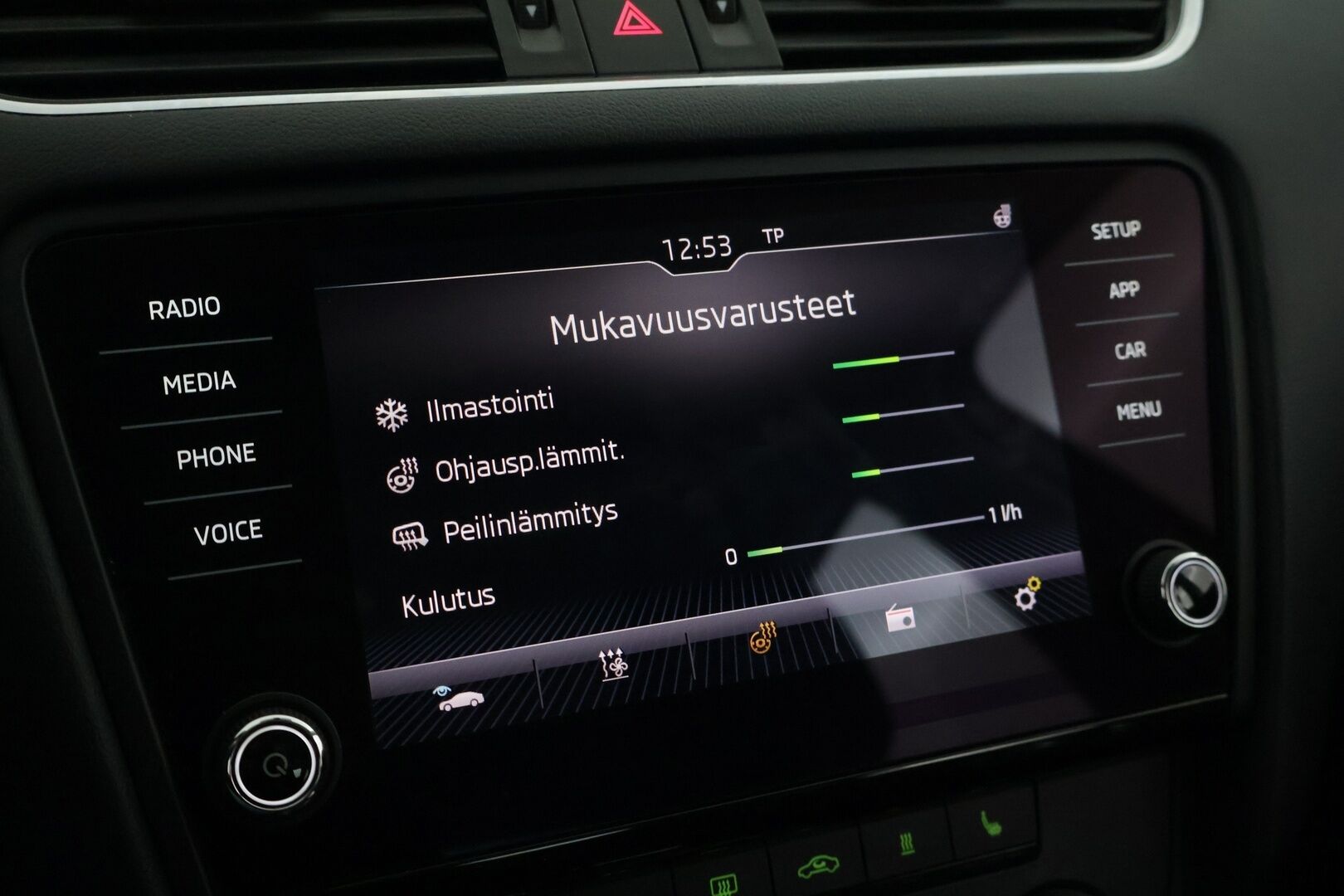 Skoda Octavia 2019 1,0 TSI Ambition ** WEBASTO / Vakkari /  Suomi-auto /  Ohjauspyörän lämmitys ** - Kahdet renkaat vanteineen! / Hyvä huoltohistoria