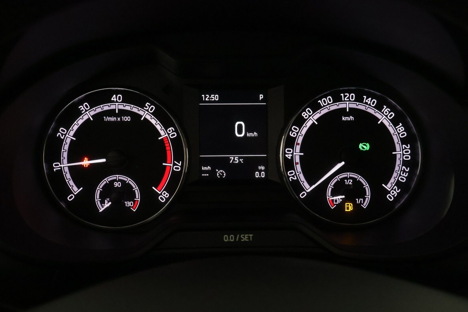 Skoda Octavia 2019 1,0 TSI Ambition ** WEBASTO / Vakkari /  Suomi-auto /  Ohjauspyörän lämmitys ** - Kahdet renkaat vanteineen! / Hyvä huoltohistoria