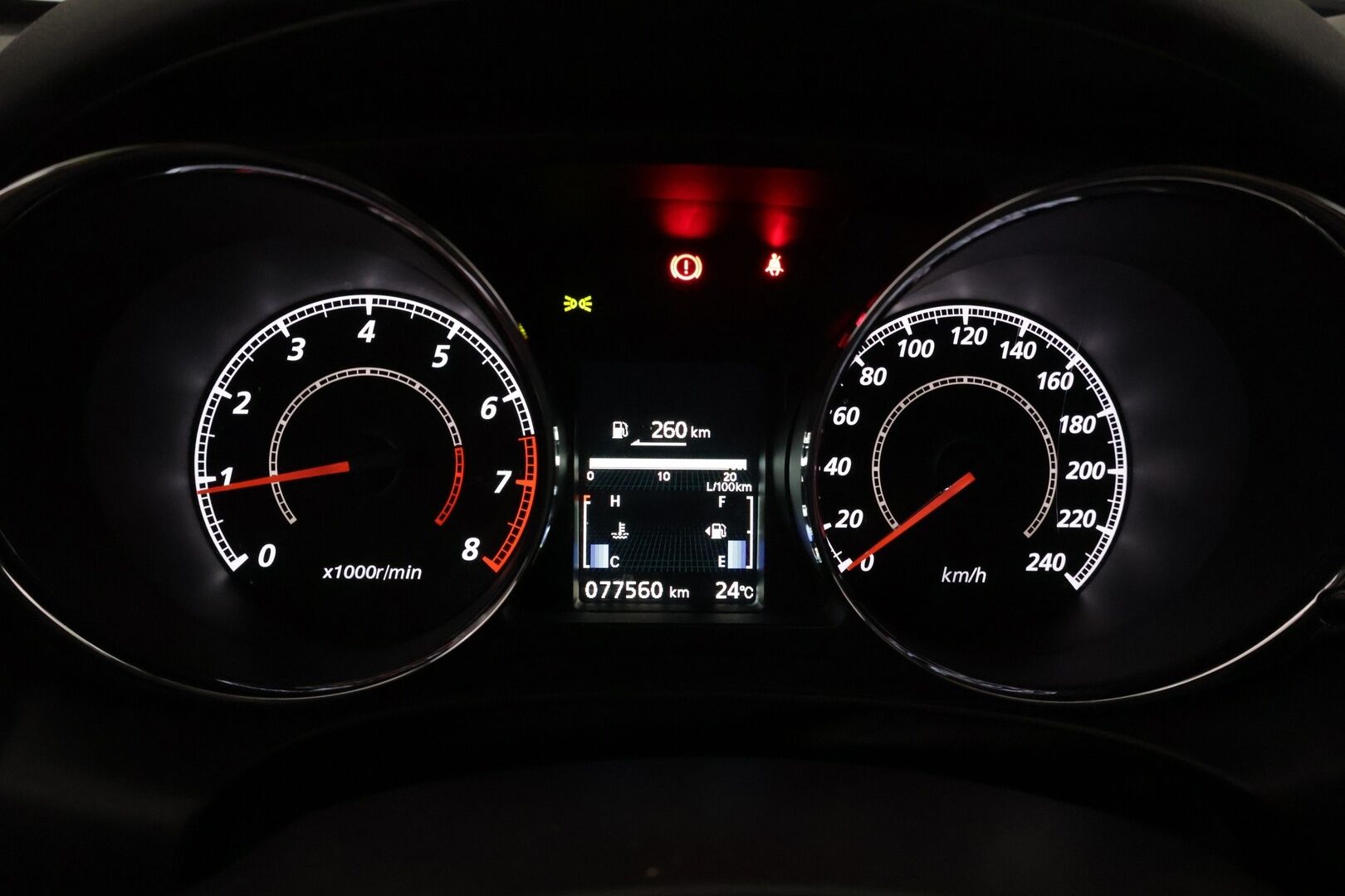 Mitsubishi ASX 2019 1,6 MIVEC Invite Business 5MT *Vetokoukku / Lohkolämm. / Vakkari / Autom. ilmastointi* - *Suomi-auto / 2x renkaat ja vanteet / Fiksu yksilö*