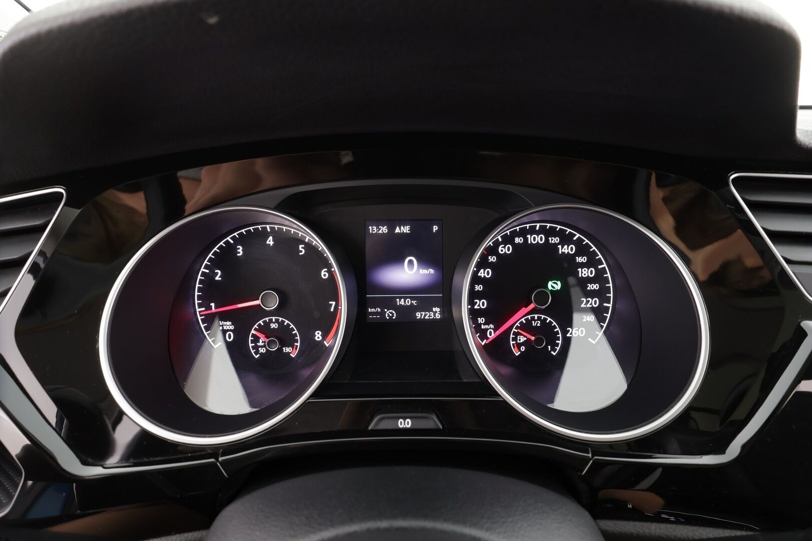 Volkswagen Touran 2019 Comfortline 1,5 TSI EVO 110 kW (150 hv) DSG-automaatti 7-P - | Panorama | Webasto | ACC | LED | P.Kamera | Hierovat Penkit | Navi | Apple&Android | Suomi-auto | Kahdet renkaat |