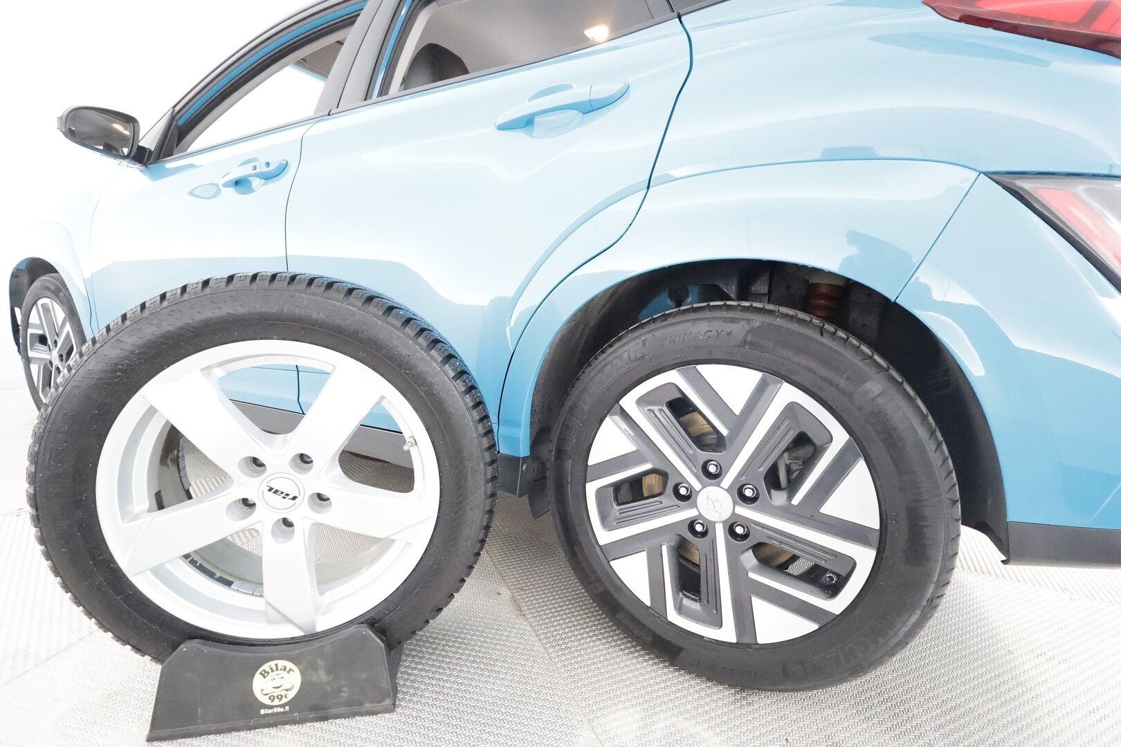 Hyundai KONA 2021 204 hv Style MY21 *HUD / Kamera / ACC / KRELL / LED-valot / Navi /KeylessGO* - Soh 100% testattu juuri! / Poikkeushinta! / Seuraava huolto 03.2026 / Katsastus 02.2027*