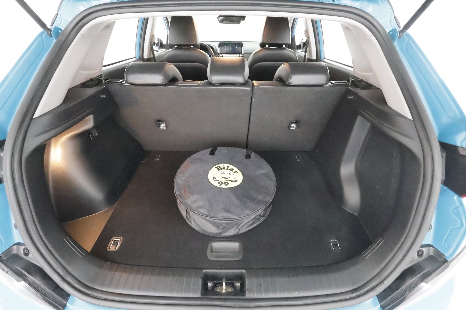 Hyundai KONA 2021 204 hv Style MY21 *HUD / Kamera / ACC / KRELL / LED-valot / Navi /KeylessGO* - Soh 100% testattu juuri! / Poikkeushinta! / Seuraava huolto 03.2026 / Katsastus 02.2027*