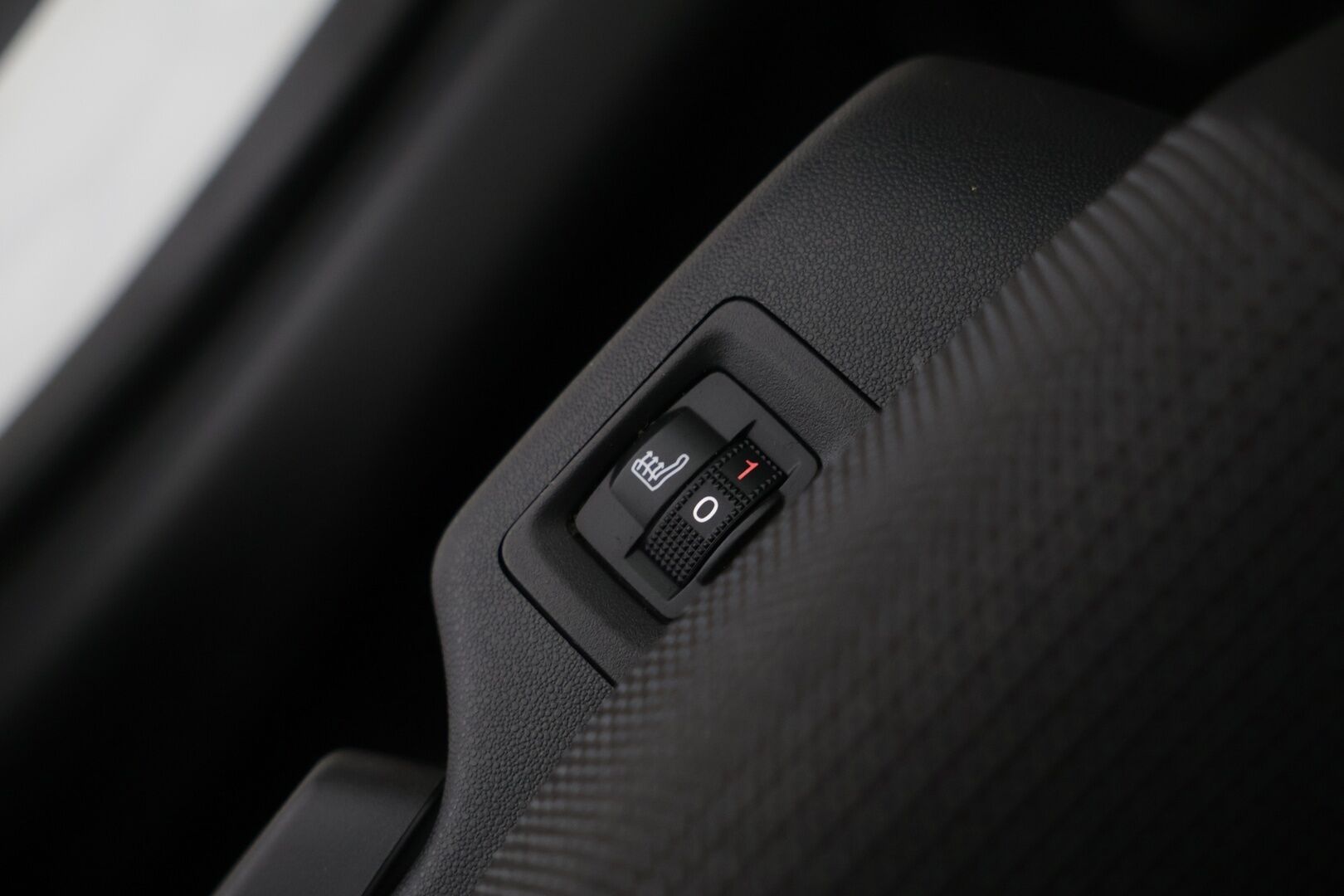 Citroen C3 Aircross 2019 PureTech 110 Feel Automaatti |  Vakkari | Bluetooth | Tutka taakse - Todella siisti | Hyvin huollettu | Vakkari | Bluetooth