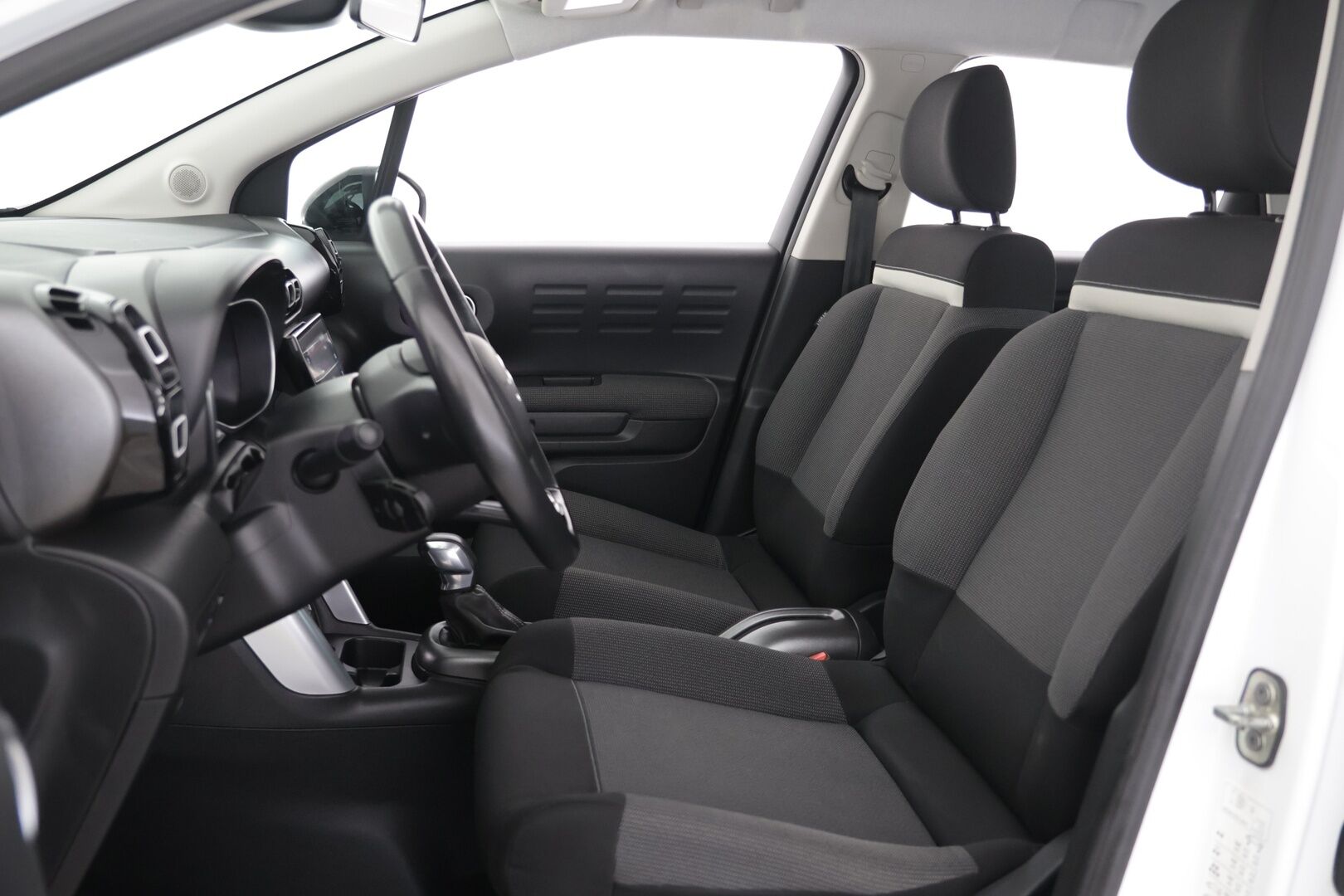 Citroen C3 Aircross 2019 PureTech 110 Feel Automaatti |  Vakkari | Bluetooth | Tutka taakse - Todella siisti | Hyvin huollettu | Vakkari | Bluetooth