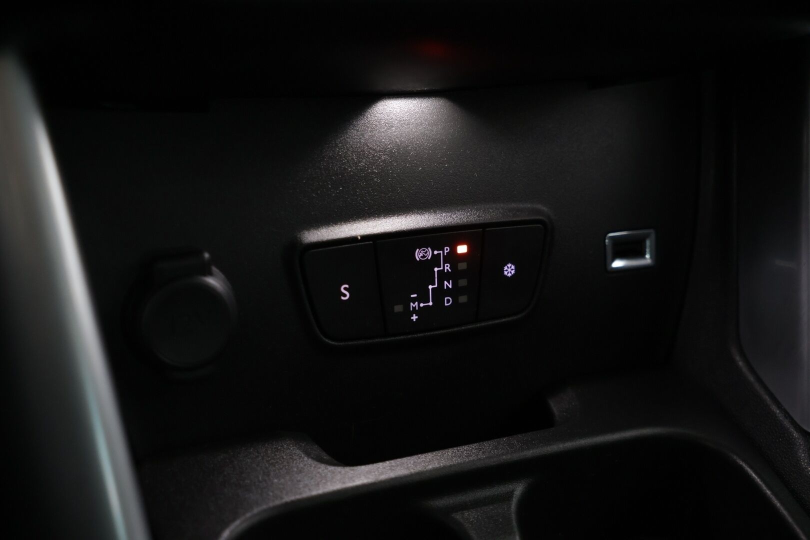 Citroen C3 Aircross 2019 PureTech 110 Feel Automaatti |  Vakkari | Bluetooth | Tutka taakse - Todella siisti | Hyvin huollettu | Vakkari | Bluetooth