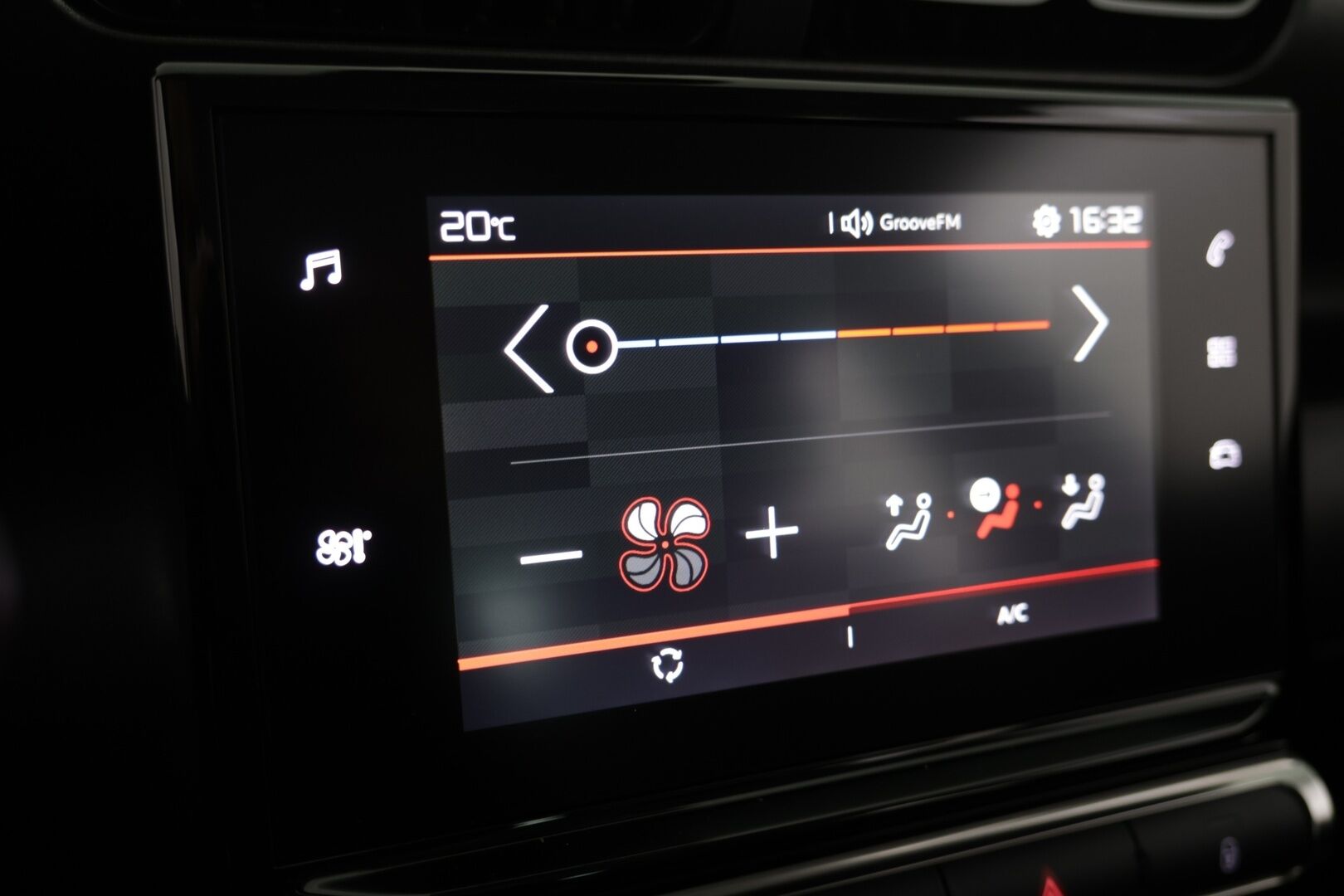 Citroen C3 Aircross 2019 PureTech 110 Feel Automaatti |  Vakkari | Bluetooth | Tutka taakse - Todella siisti | Hyvin huollettu | Vakkari | Bluetooth