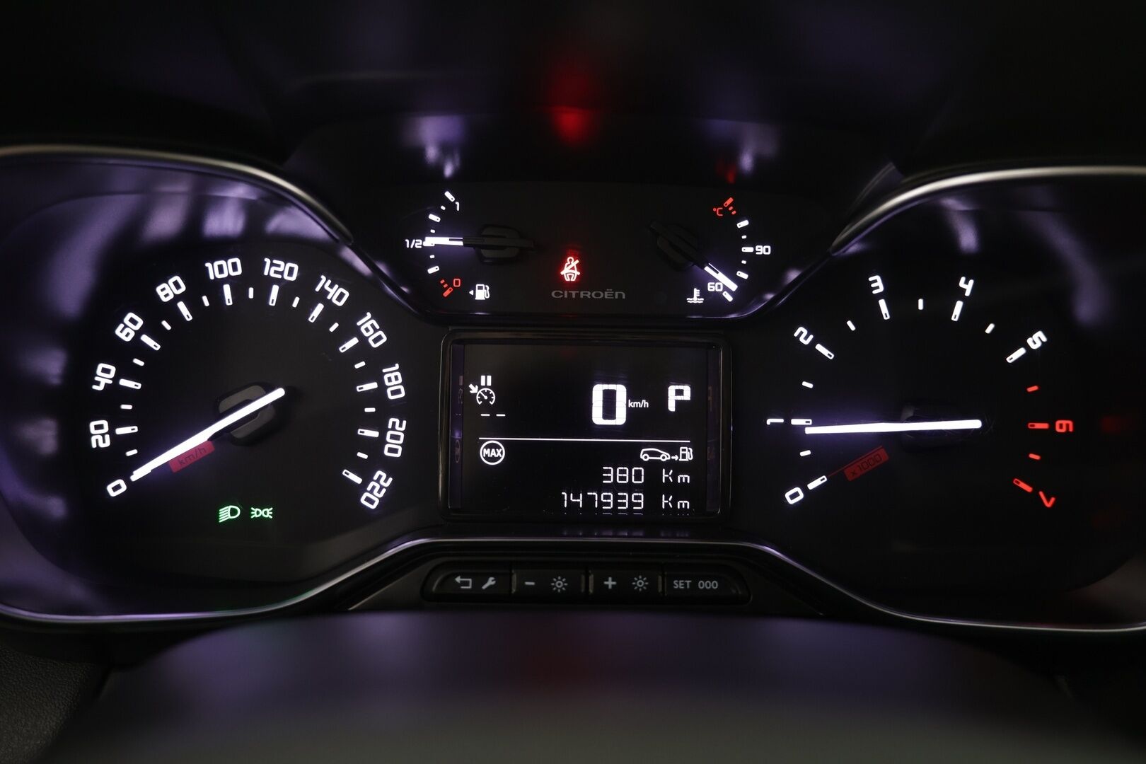 Citroen C3 Aircross 2019 PureTech 110 Feel Automaatti |  Vakkari | Bluetooth | Tutka taakse - Todella siisti | Hyvin huollettu | Vakkari | Bluetooth