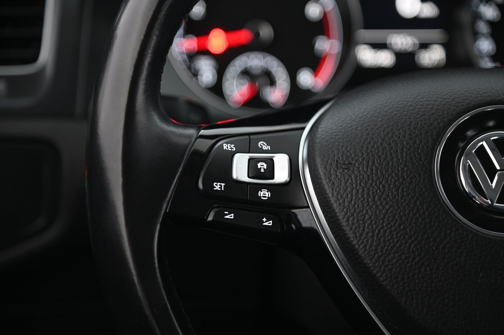 Volkswagen Golf 2019 Comfortline 1,0 TSI 85 kW (115 hv) DSG-automaatti *Webasto / Adapt. Vakkari / P-kamera / Apple&Android * - *2x renkaat / Aut. Ilmastointi / Juuri huollettu
