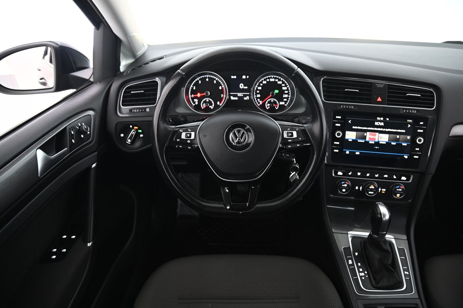 Volkswagen Golf 2019 Comfortline 1,0 TSI 85 kW (115 hv) DSG-automaatti *Webasto / Adapt. Vakkari / P-kamera / Apple&Android * - *2x renkaat / Aut. Ilmastointi / Juuri huollettu
