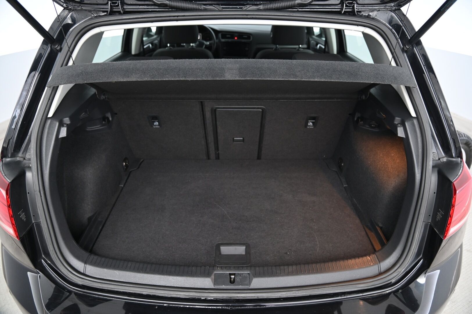 Volkswagen Golf 2019 Comfortline 1,0 TSI 85 kW (115 hv) DSG-automaatti *Webasto / Adapt. Vakkari / P-kamera / Apple&Android * - *2x renkaat / Aut. Ilmastointi / Juuri huollettu