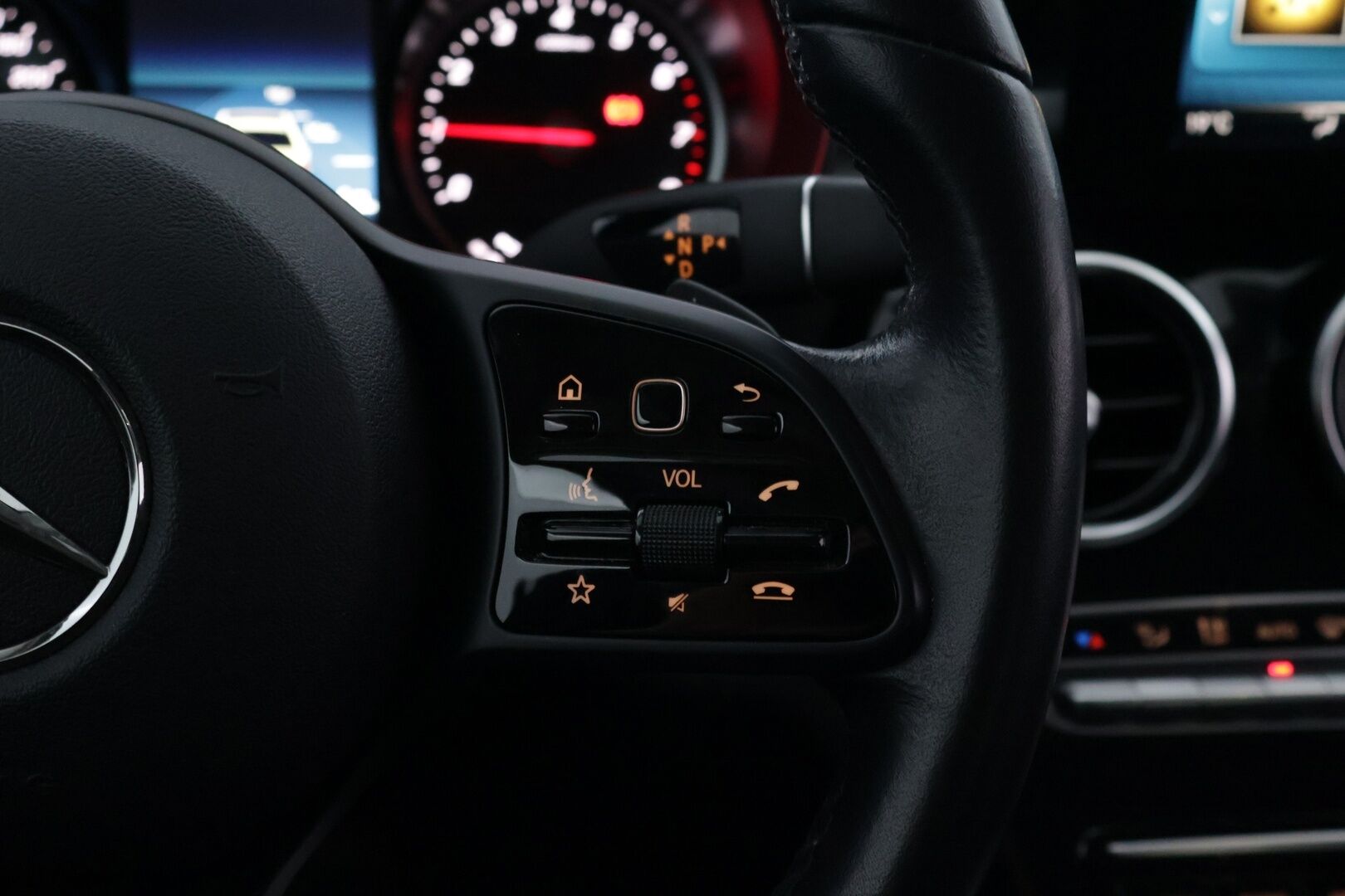 Mercedes-Benz C 2020 200 4MATIC A Business *2-Om Suomiauto / DTR+ / Multibeam LED / Carplay / P.Kamera / Sporttipenkit*