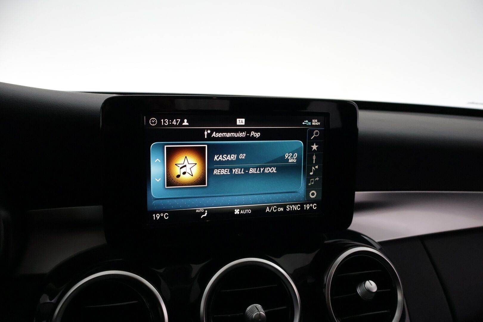 Mercedes-Benz C 2020 200 4MATIC A Business *2-Om Suomiauto / DTR+ / Multibeam LED / Carplay / P.Kamera / Sporttipenkit*