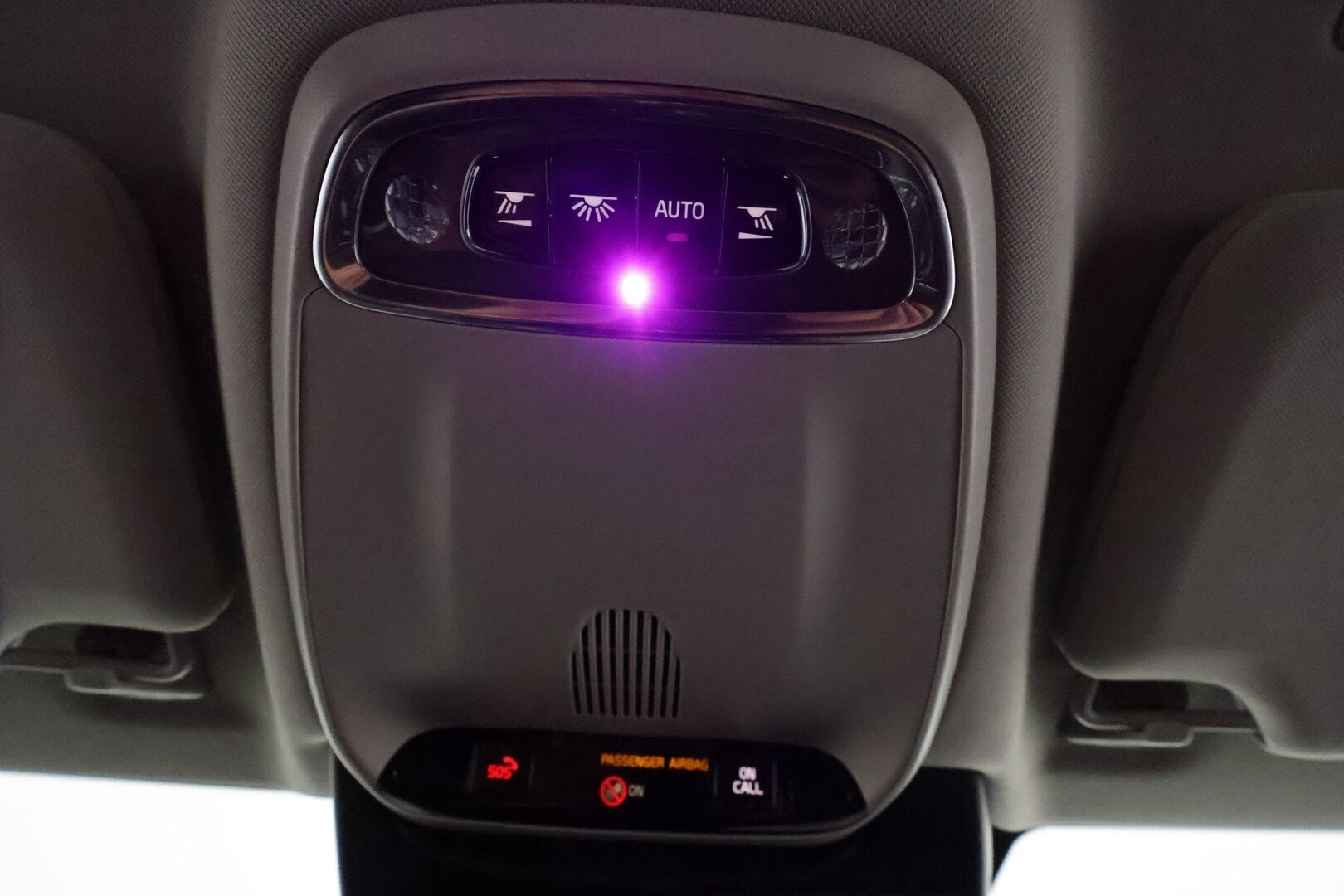 Volvo V90 2019 T8 AWD Inscription aut **Webasto / Adapt.Vakkari / LED-valot / P.Tutkat / Ilmastoidut&Hierovat Sporttinahat Muistilla** - Näyttävä inscription varusteltu volvo, 2x renkaat & vanteet! Jakohihna vaihdettu 10/24! - Osta nyt, maksa vasta ensi vuonna