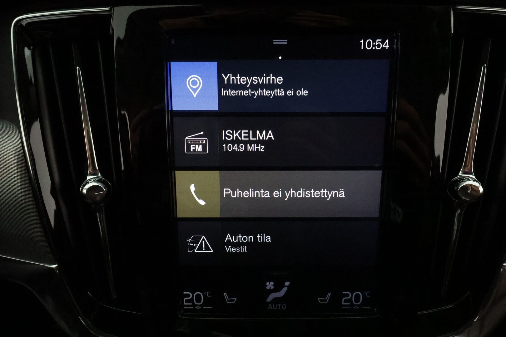 Volvo V90 2019 T8 AWD Inscription aut **Webasto / Adapt.Vakkari / LED-valot / P.Tutkat / Ilmastoidut&Hierovat Sporttinahat Muistilla** - Näyttävä inscription varusteltu volvo, 2x renkaat & vanteet! Jakohihna vaihdettu 10/24! - Osta nyt, maksa vasta ensi vuonna